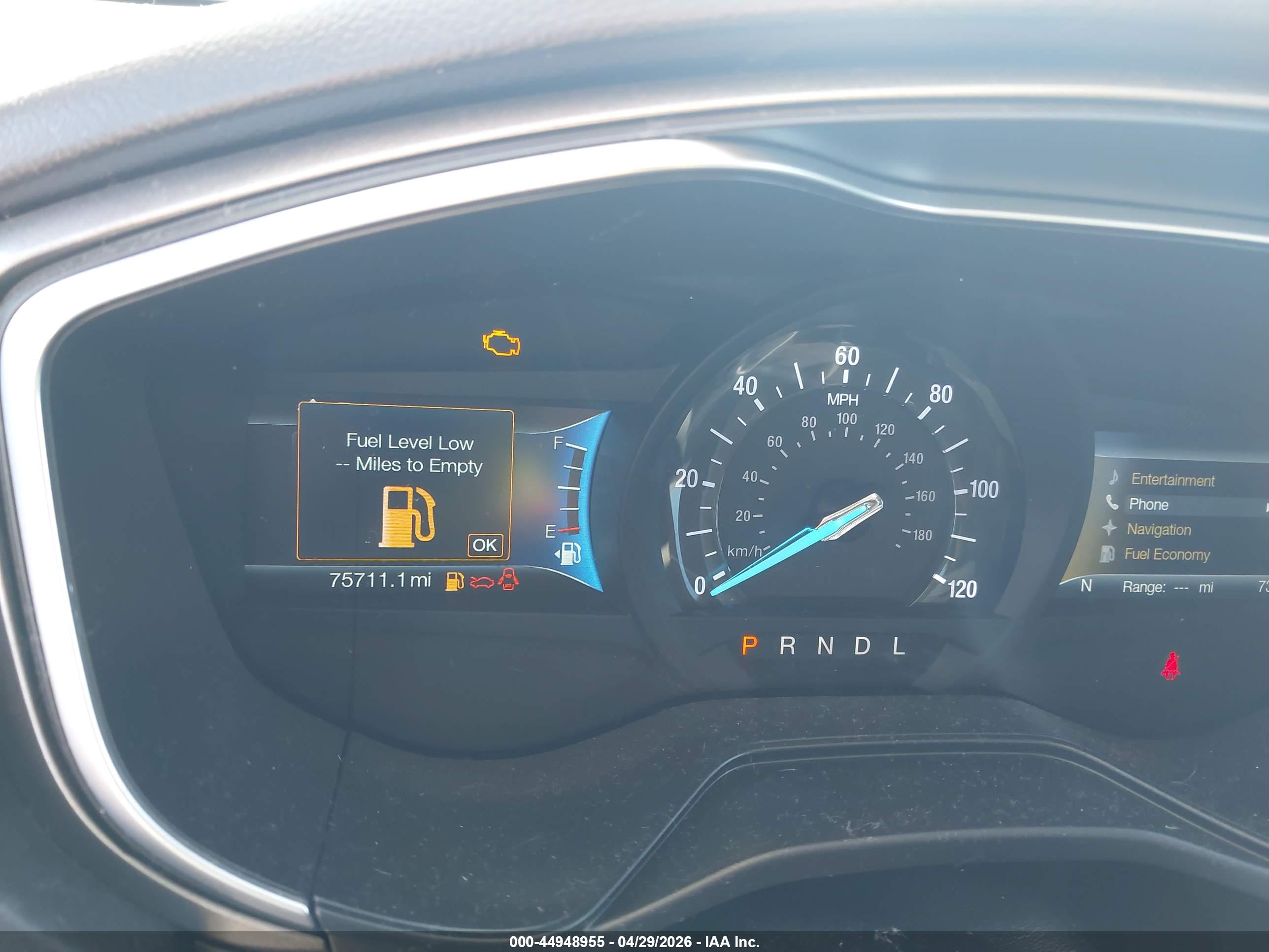 FORD FUSION image 7