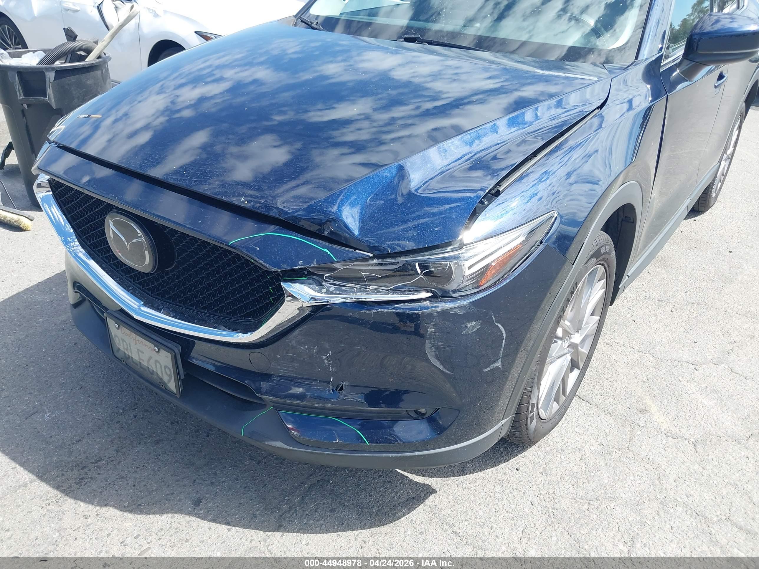 MAZDA CX-5 image 6