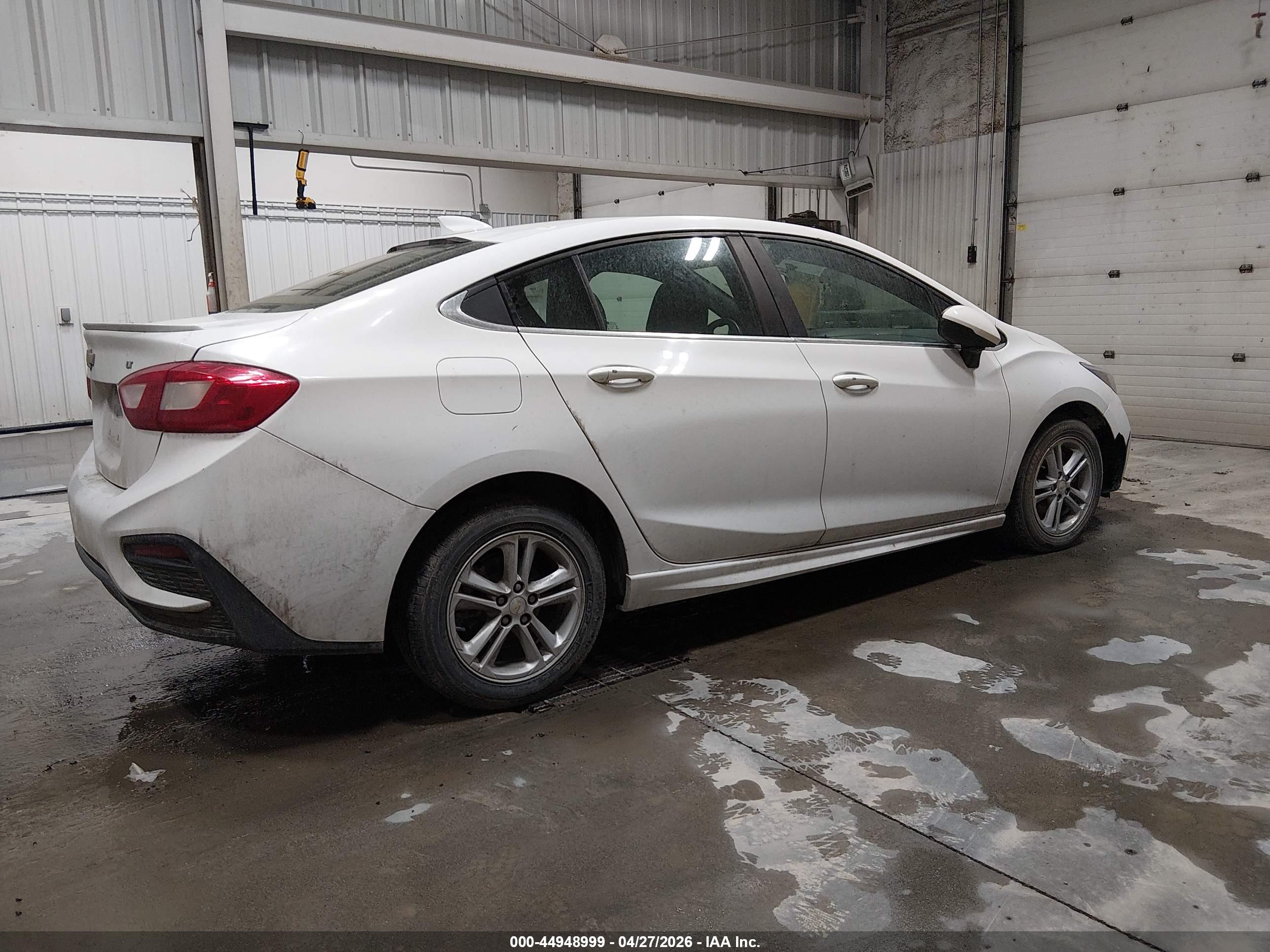 CHEVROLET CRUZE image 4