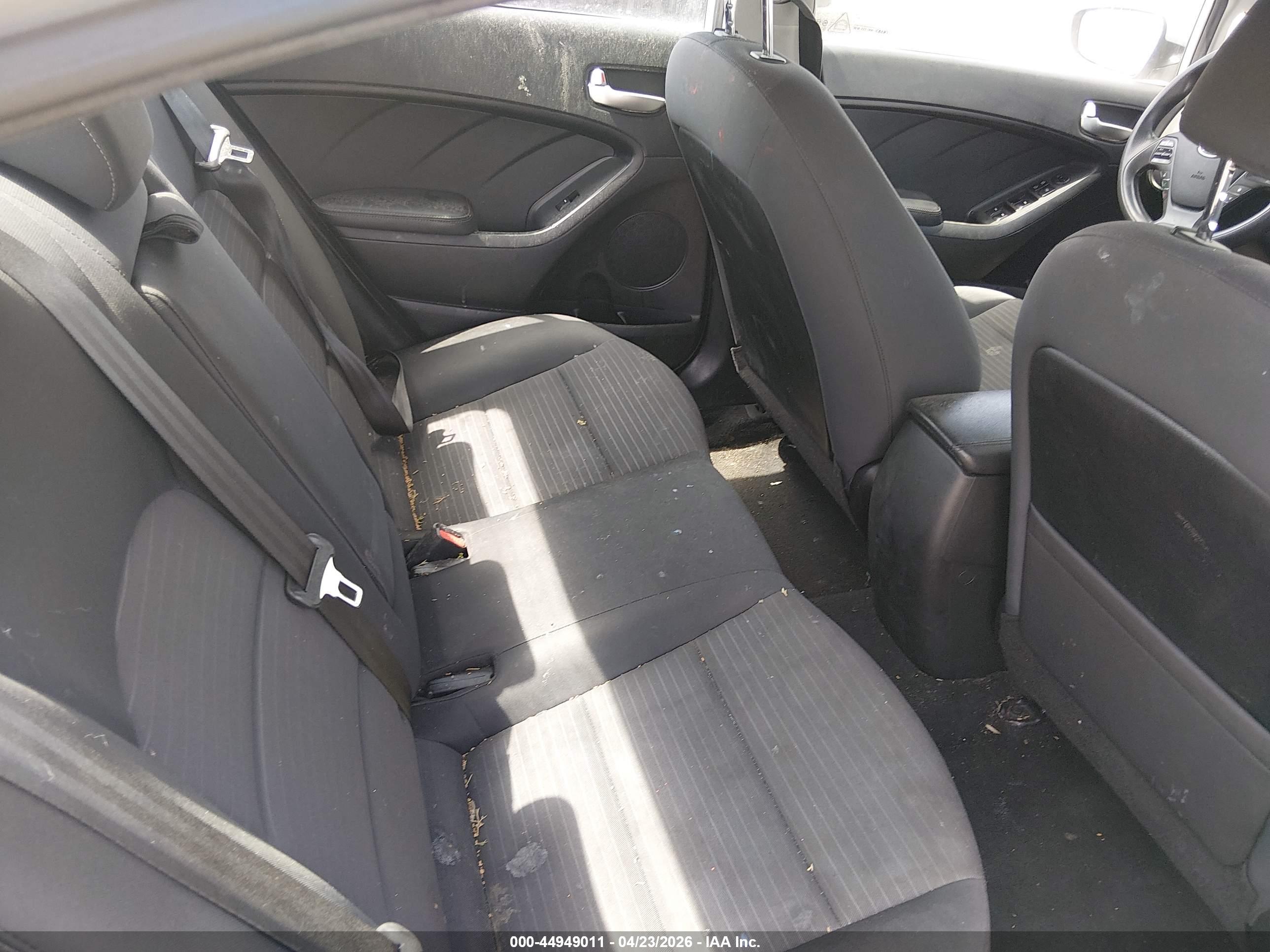 KIA FORTE image 8