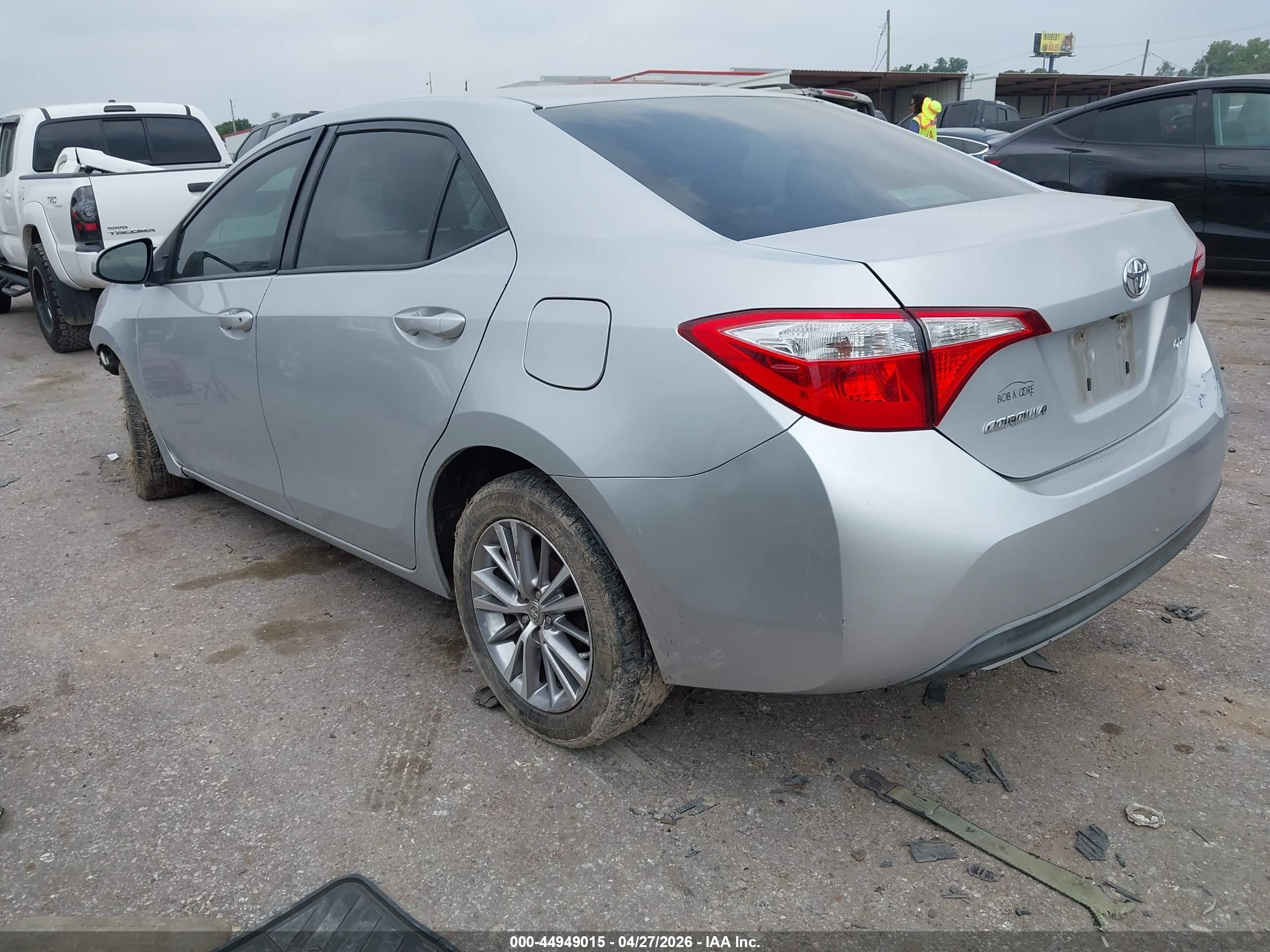 TOYOTA COROLLA image 3