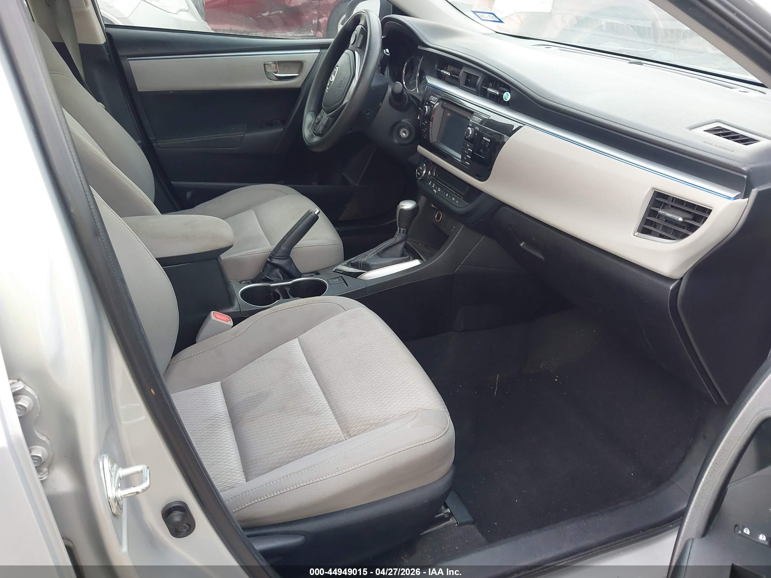 TOYOTA COROLLA image 5