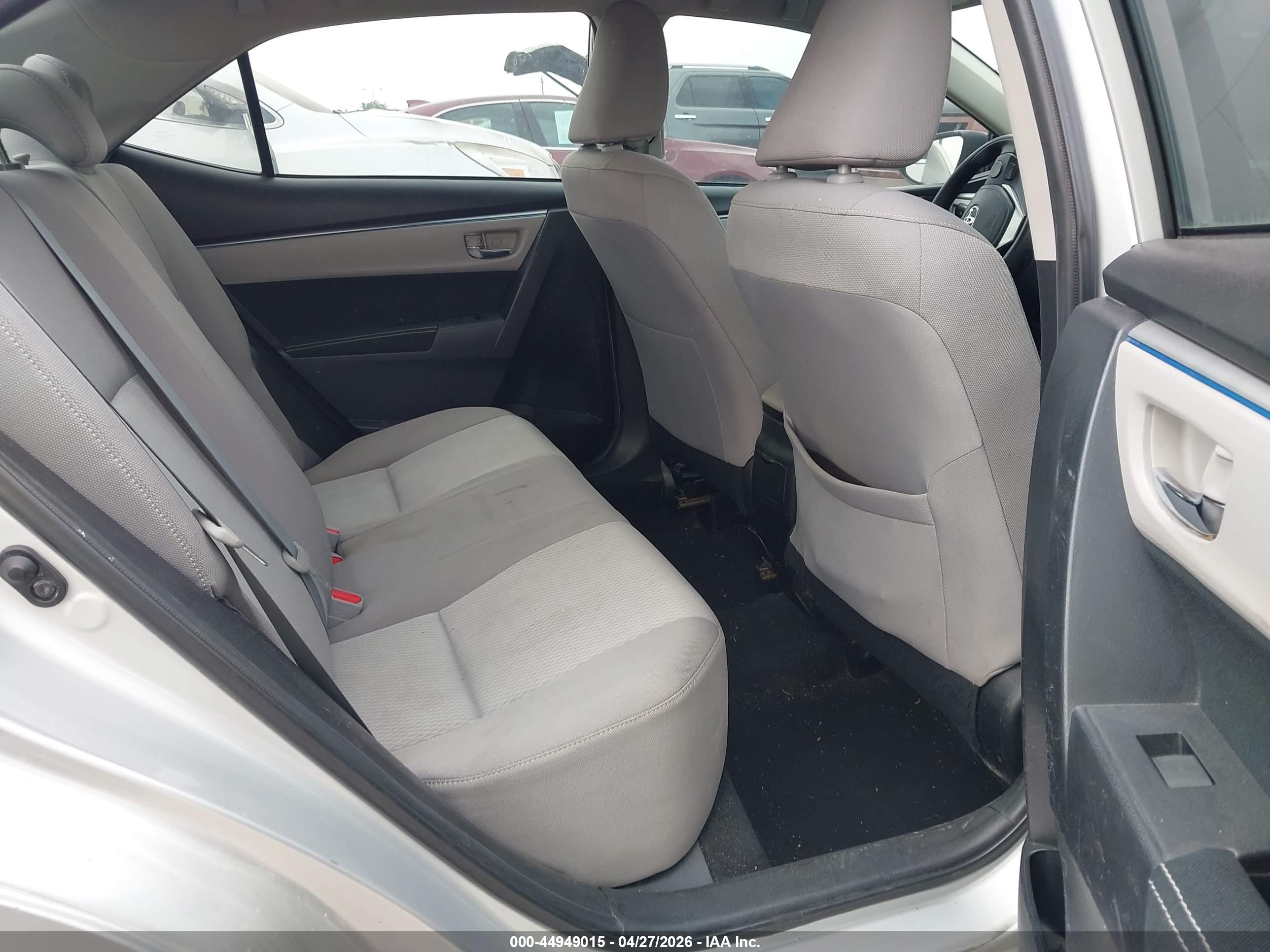TOYOTA COROLLA image 8