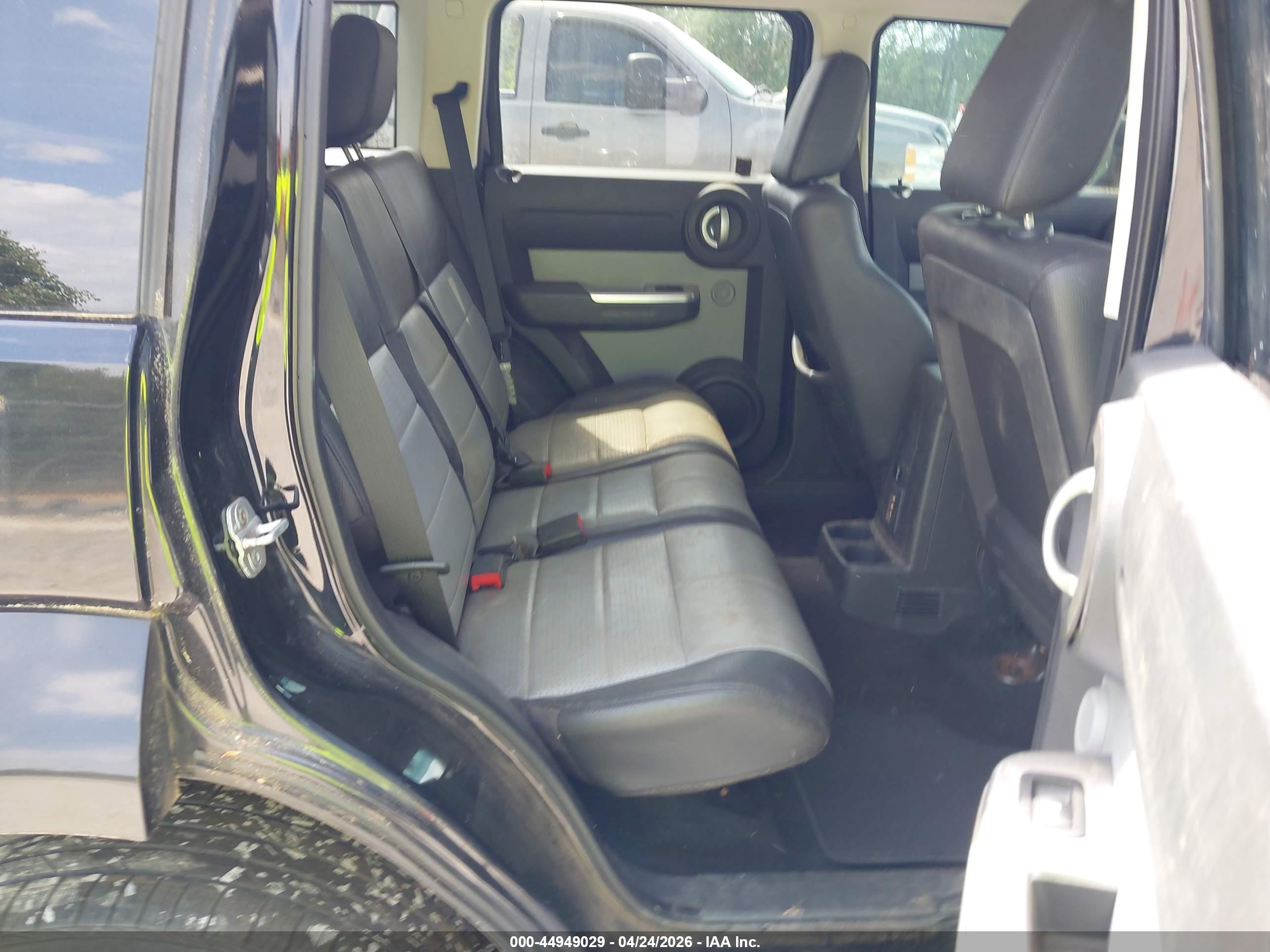 DODGE NITRO image 8