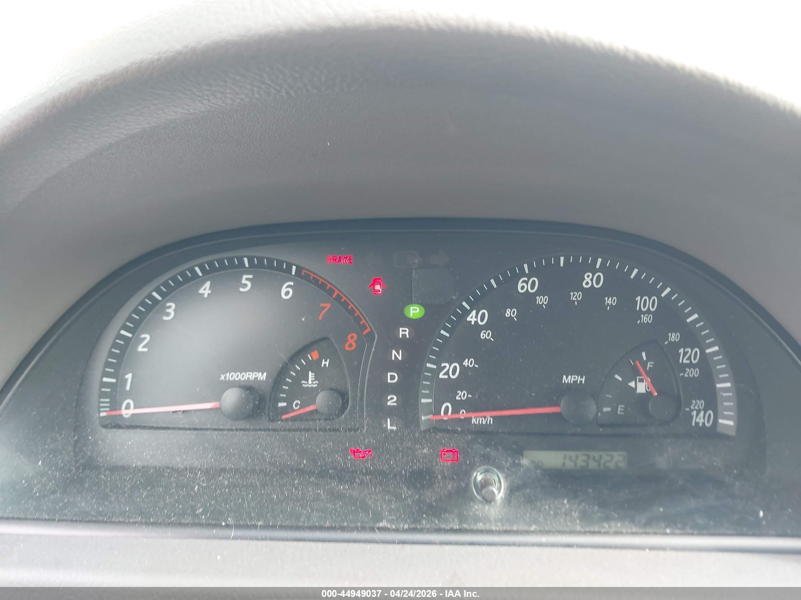 TOYOTA CAMRY image 7
