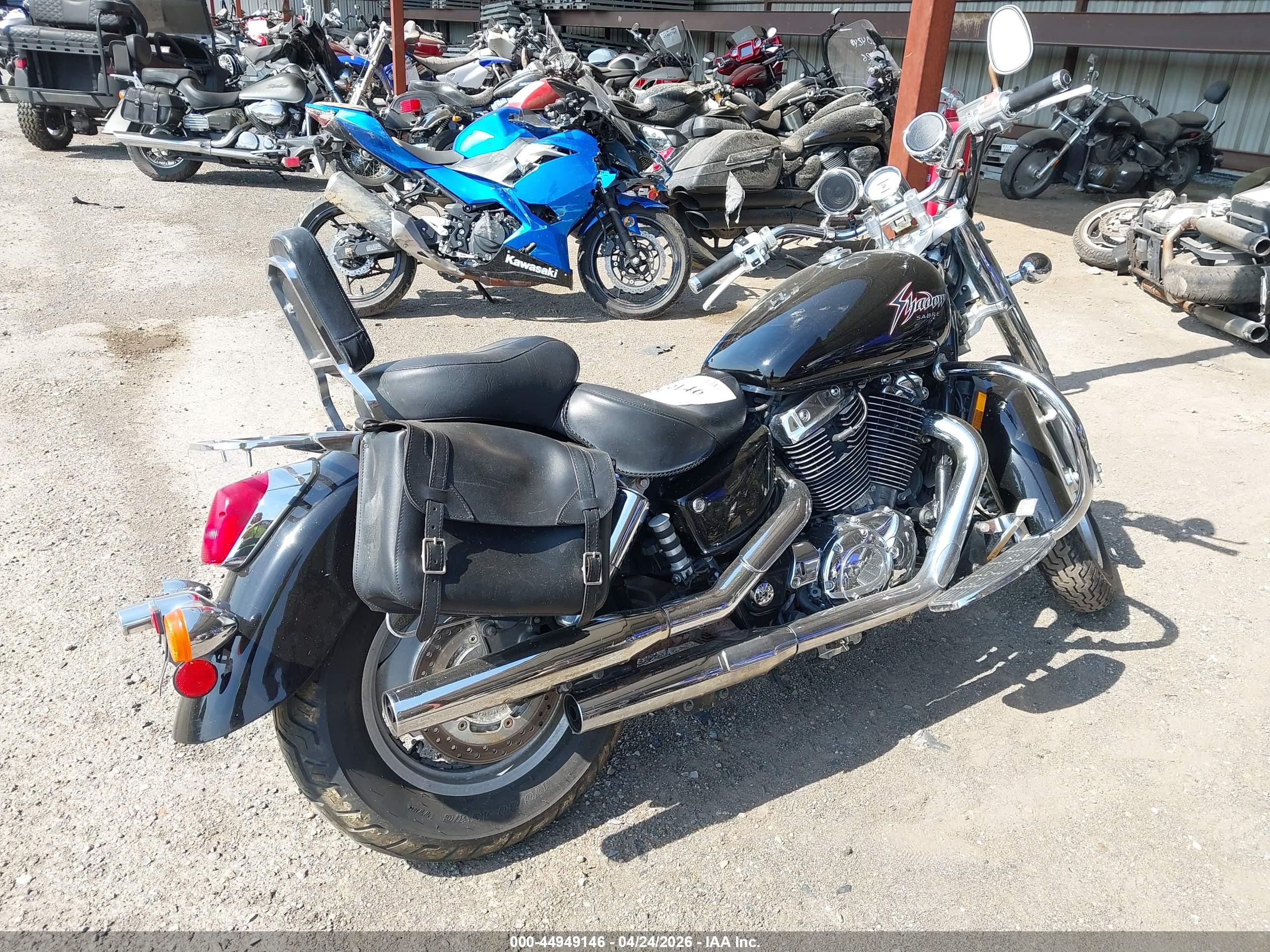 HONDA VT1100 image 4
