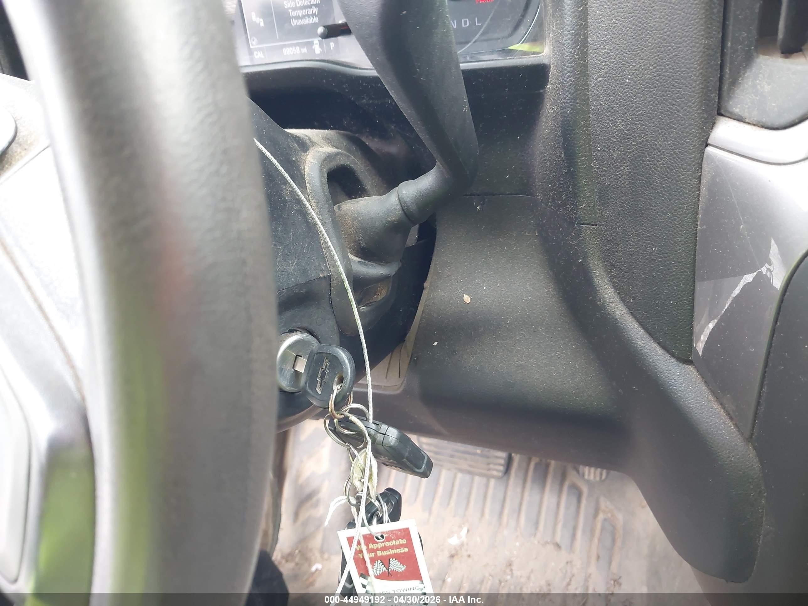CHEVROLET SILVERADO image 11