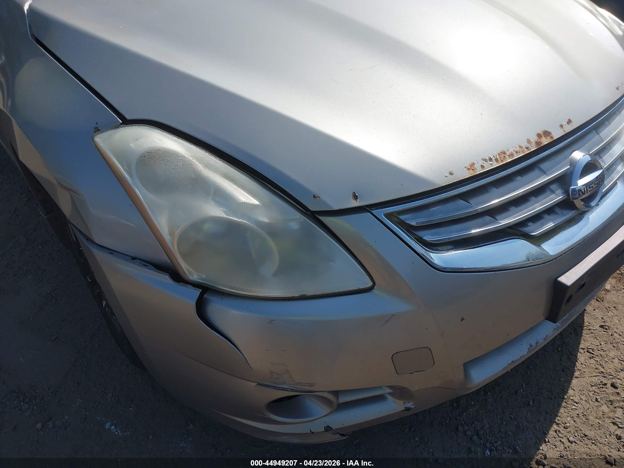 NISSAN ALTIMA image 6
