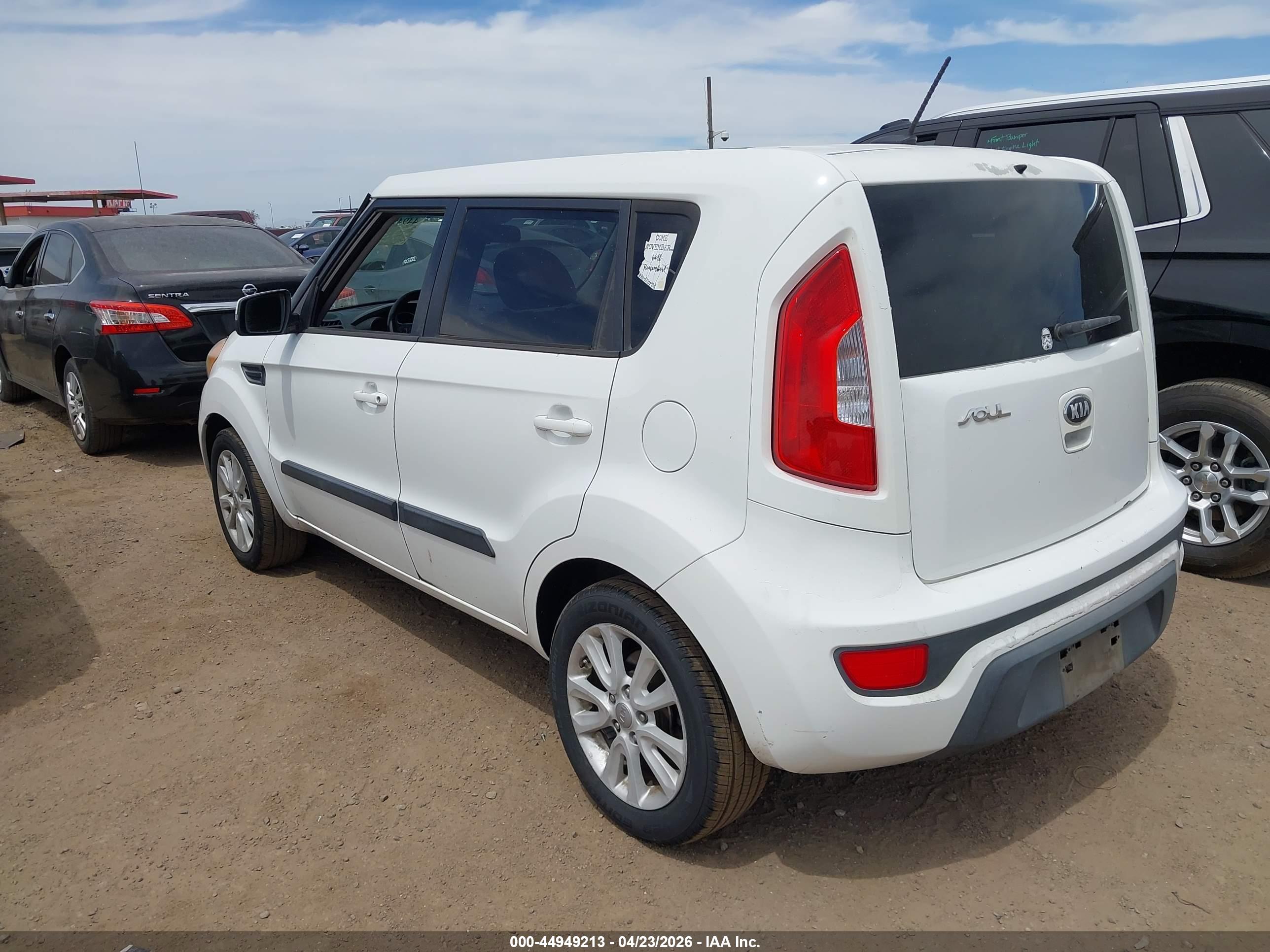KIA SOUL image 3
