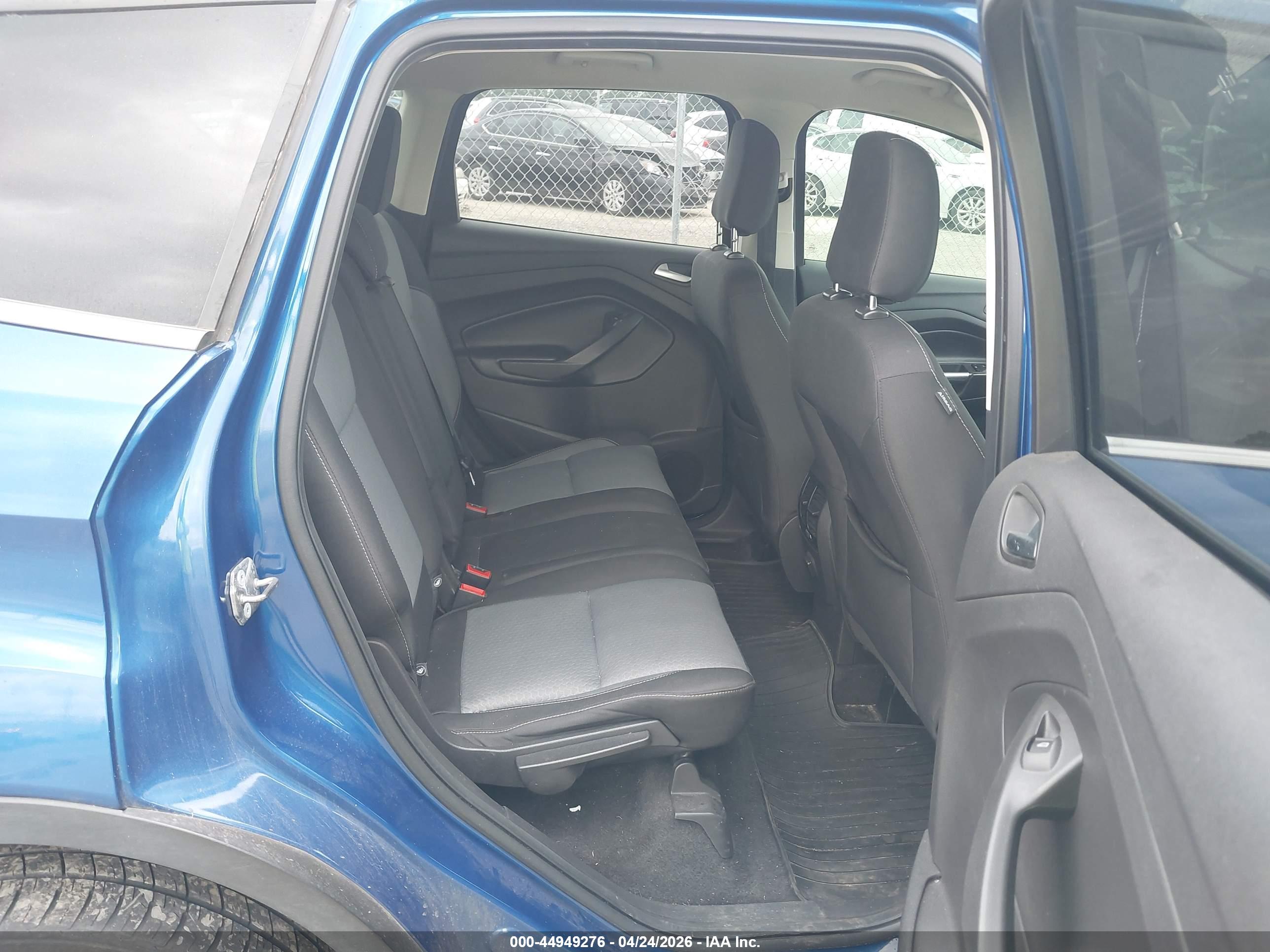 FORD ESCAPE image 8