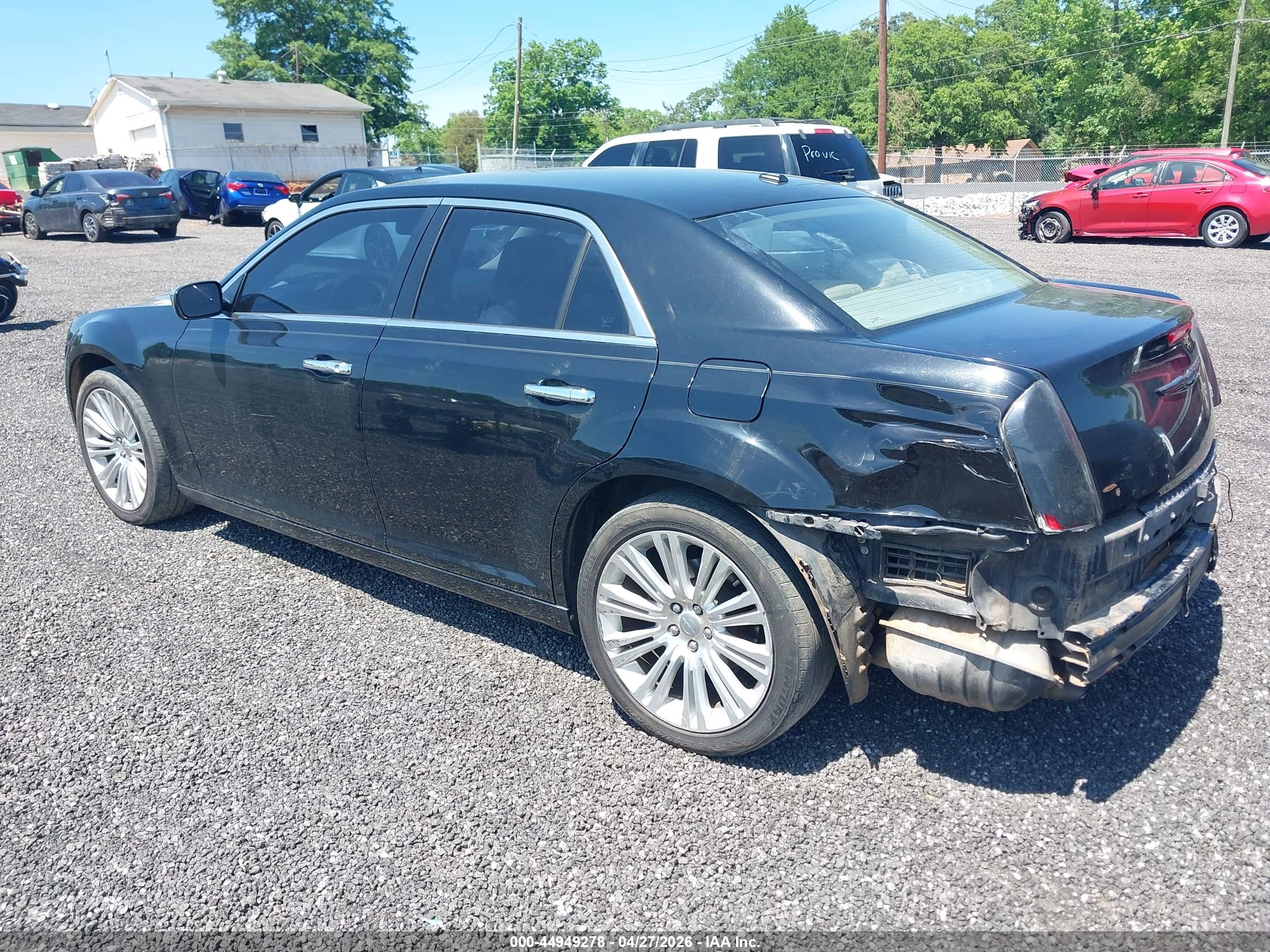 CHRYSLER 300 image 3