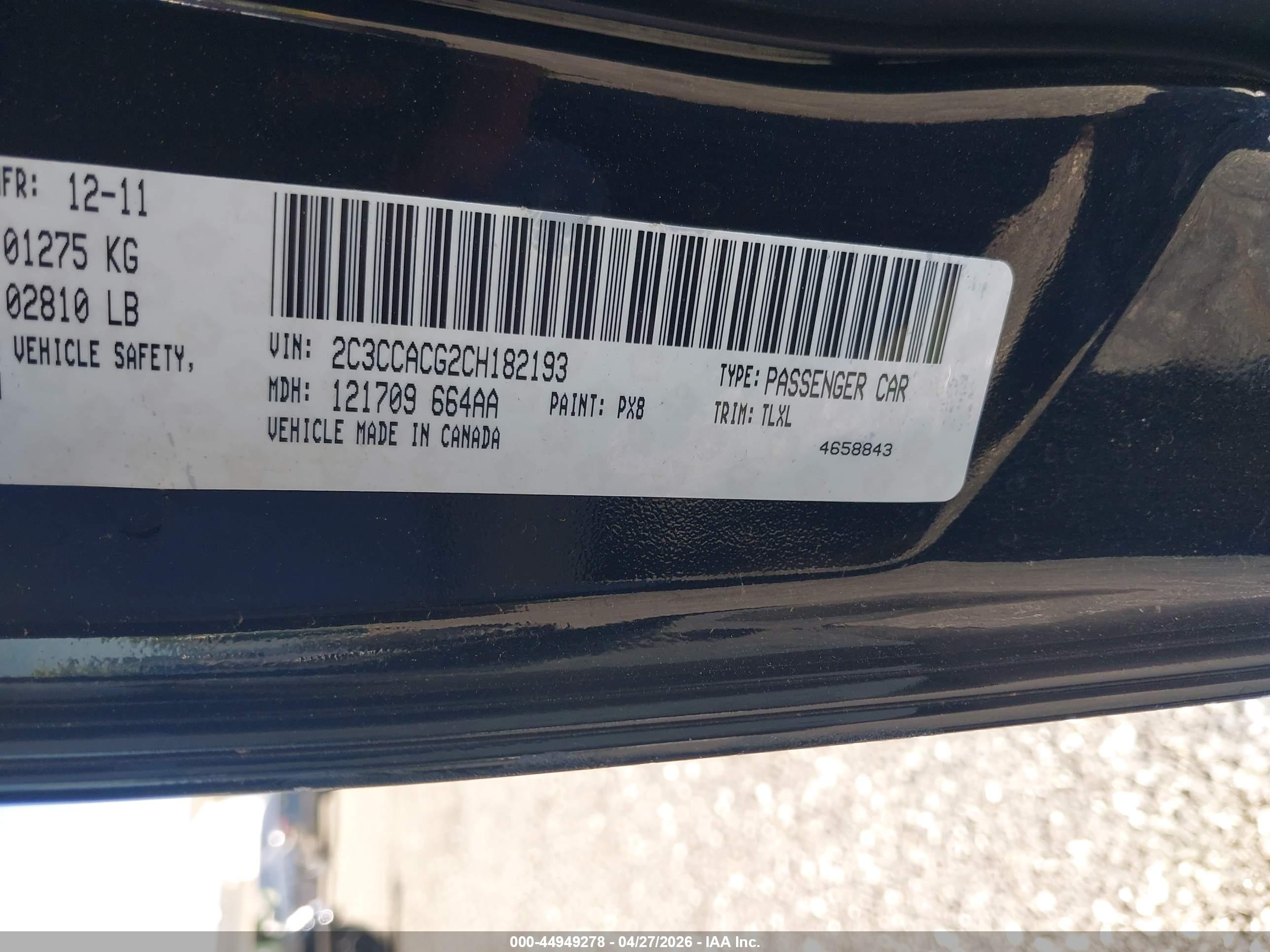 CHRYSLER 300 image 9