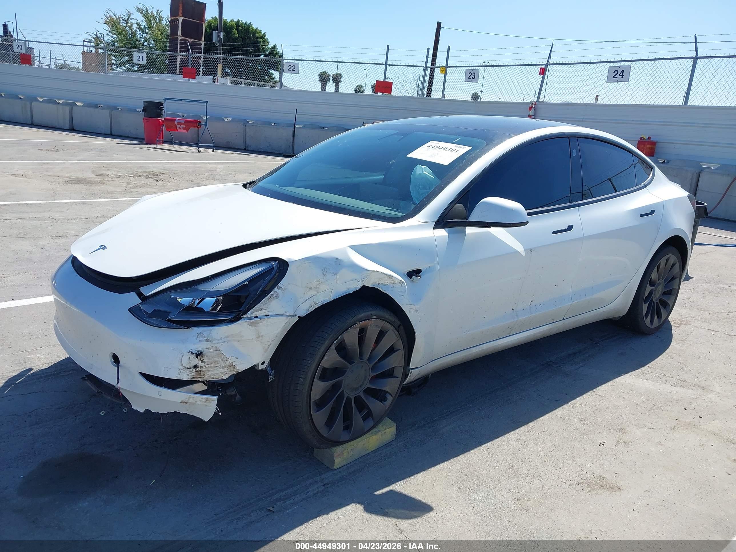 TESLA MODEL image 2