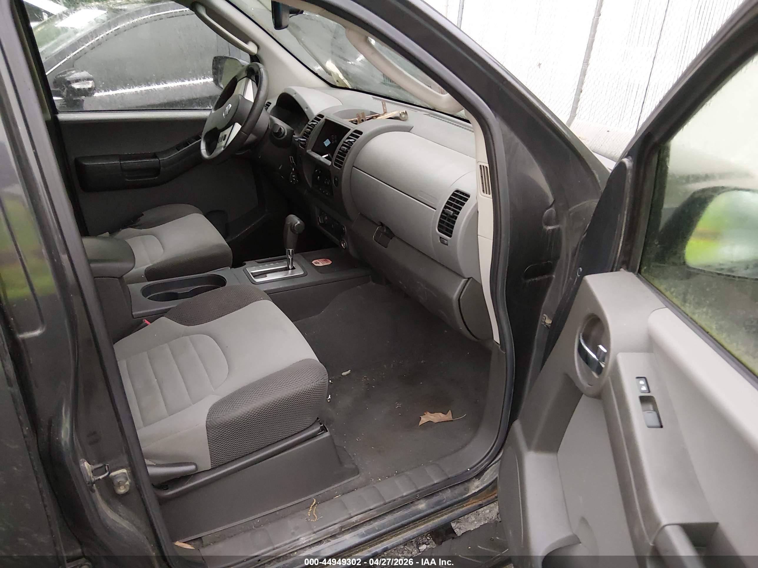 NISSAN XTERRA image 5