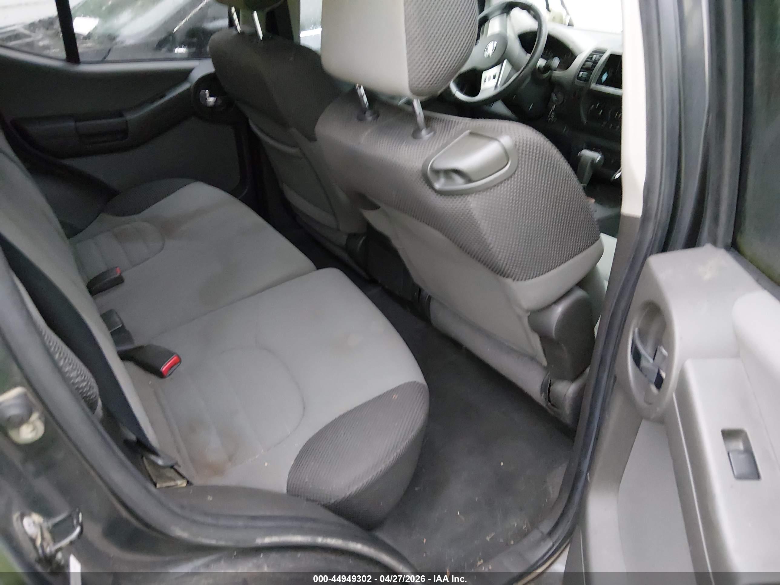 NISSAN XTERRA image 8