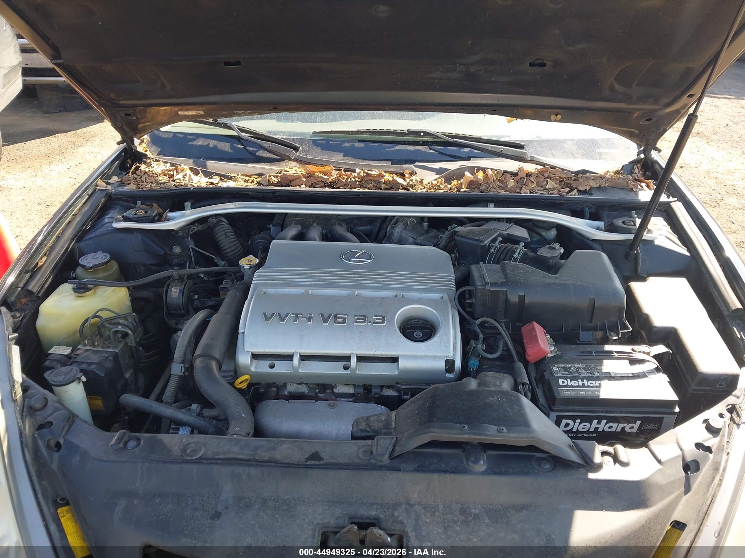 LEXUS ES image 10