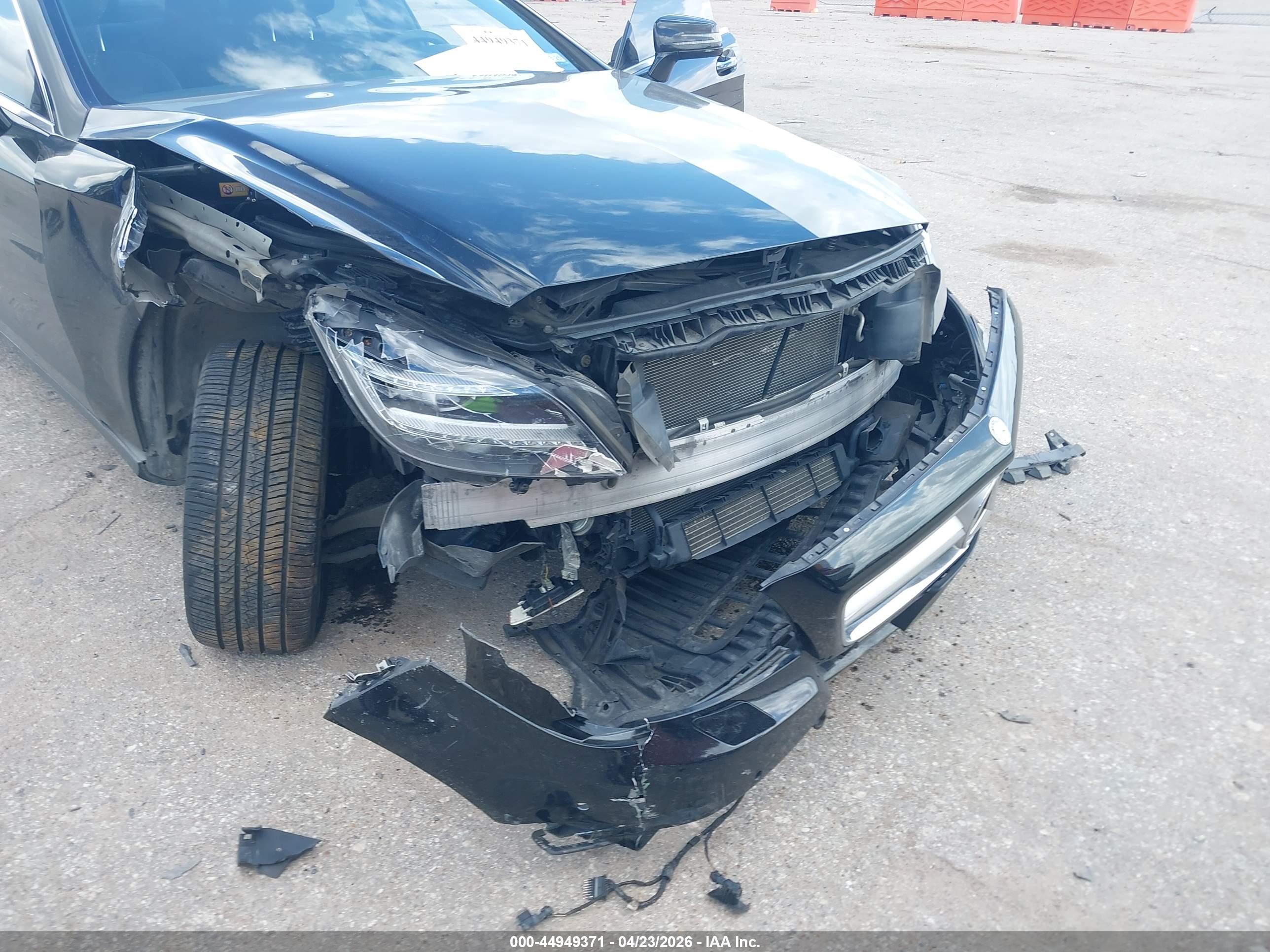MERCEDES-BENZ CLS image 6