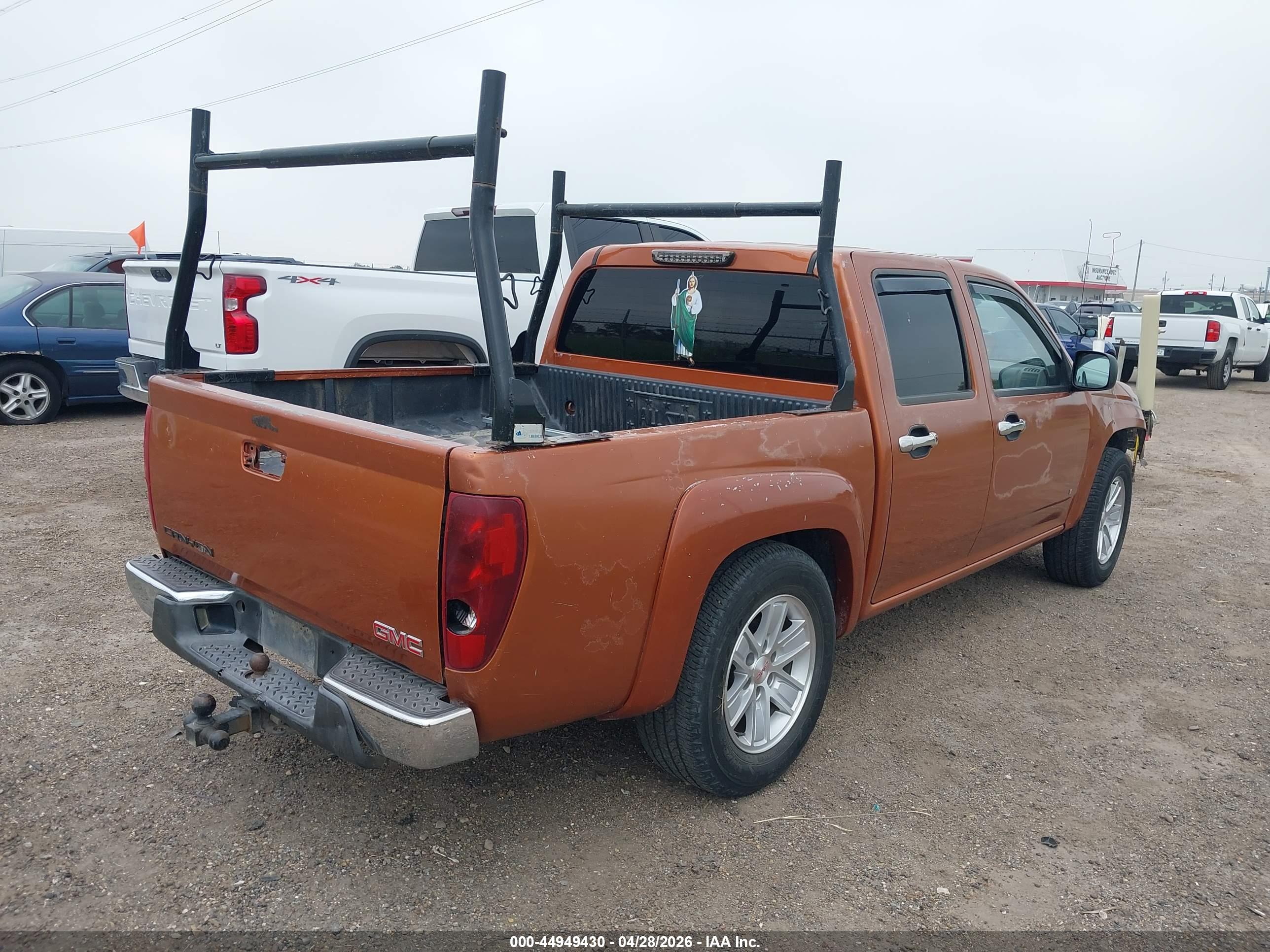 GMC CANYON image 4