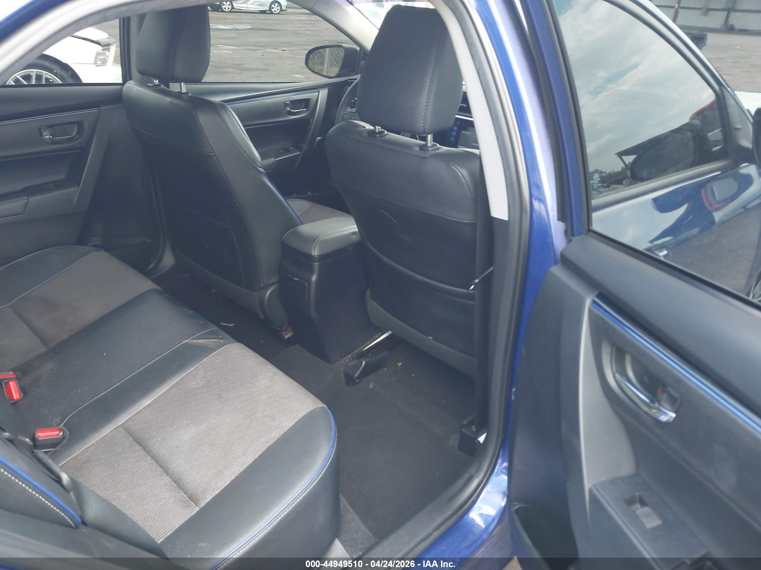 TOYOTA COROLLA image 8