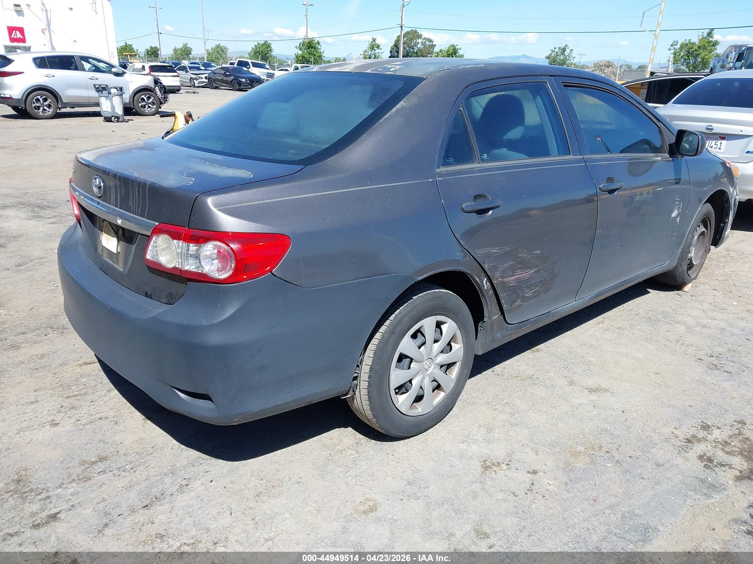 TOYOTA COROLLA image 4