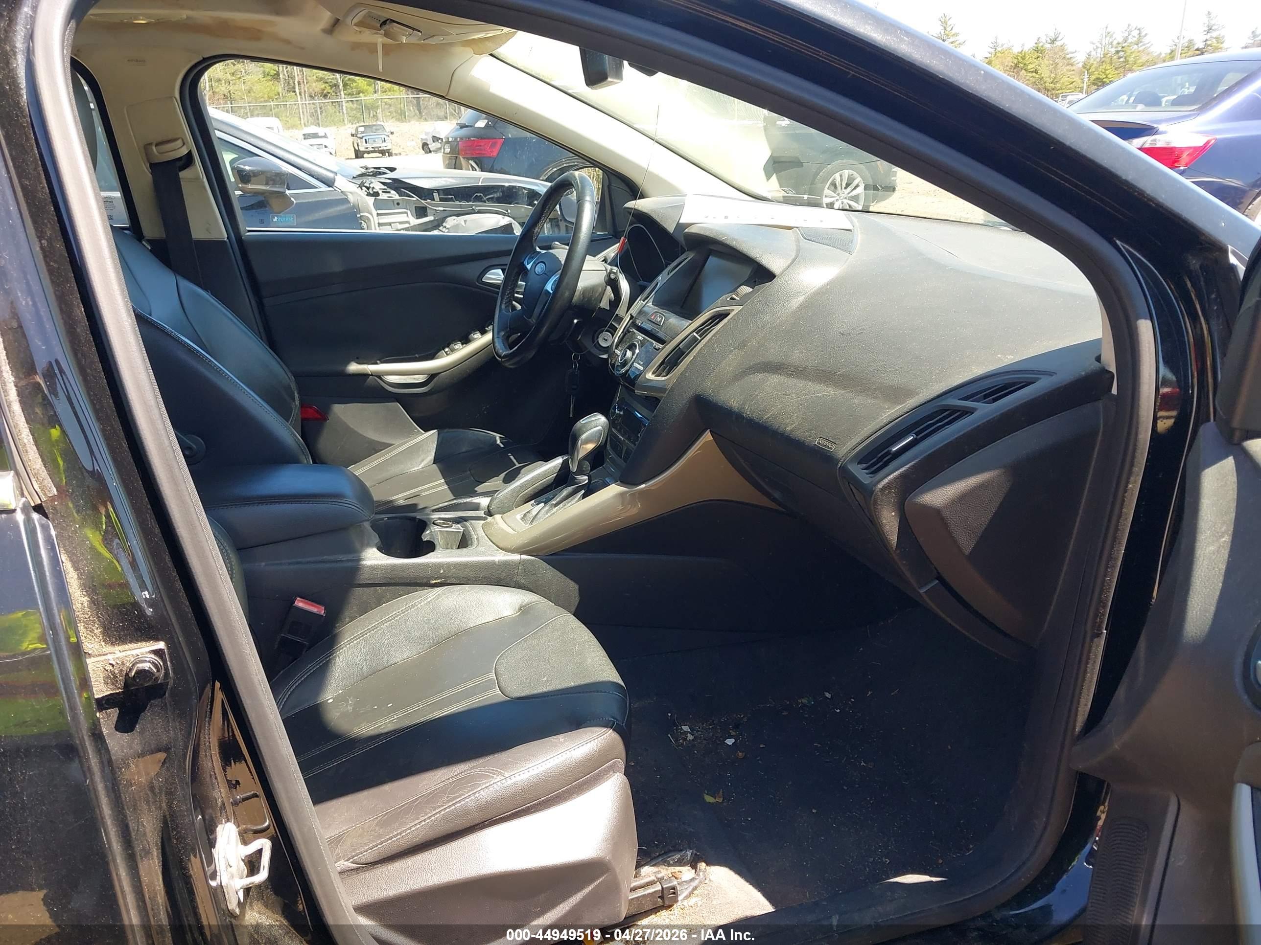FORD FOCUS image 5