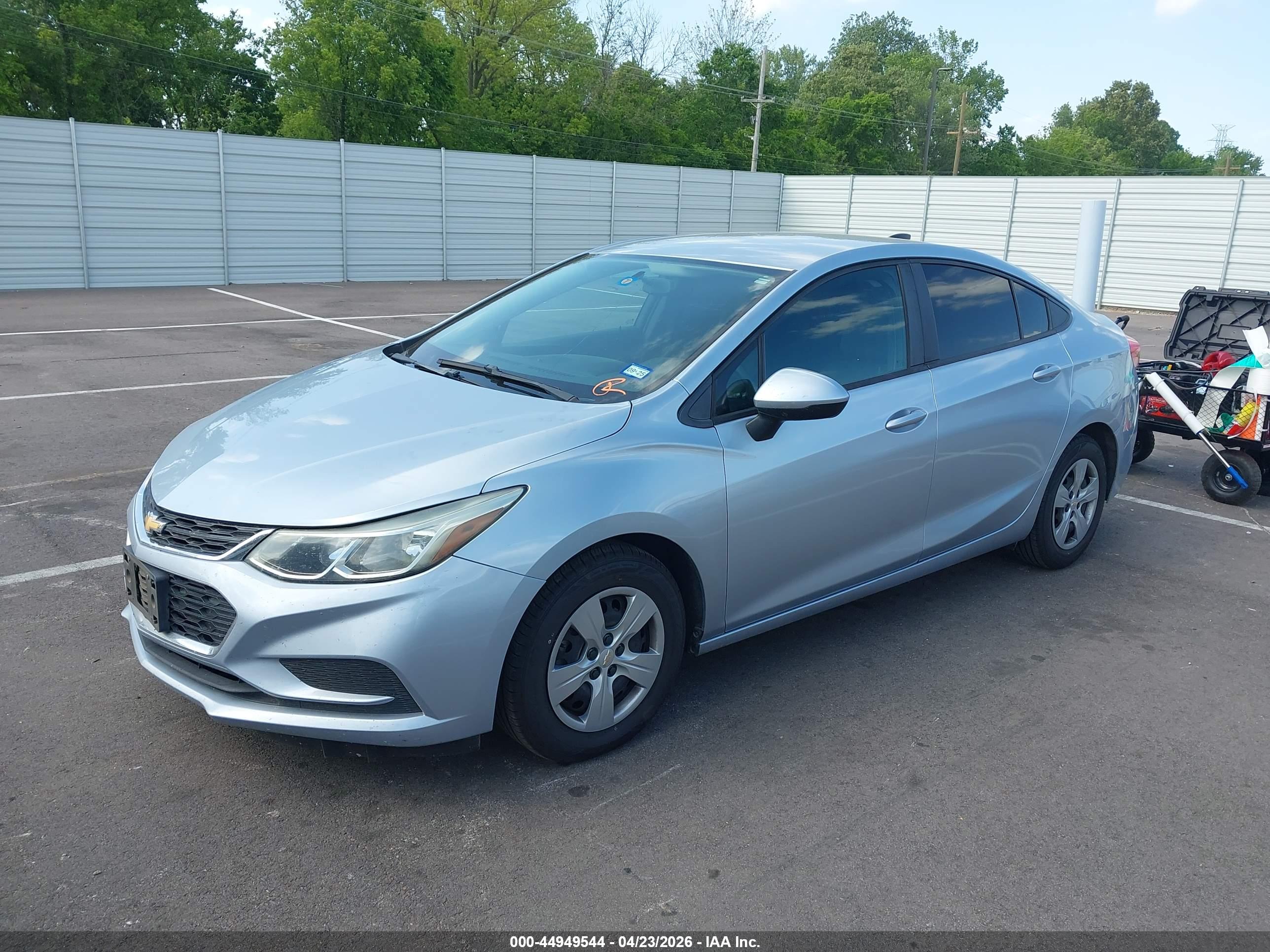 CHEVROLET CRUZE image 2