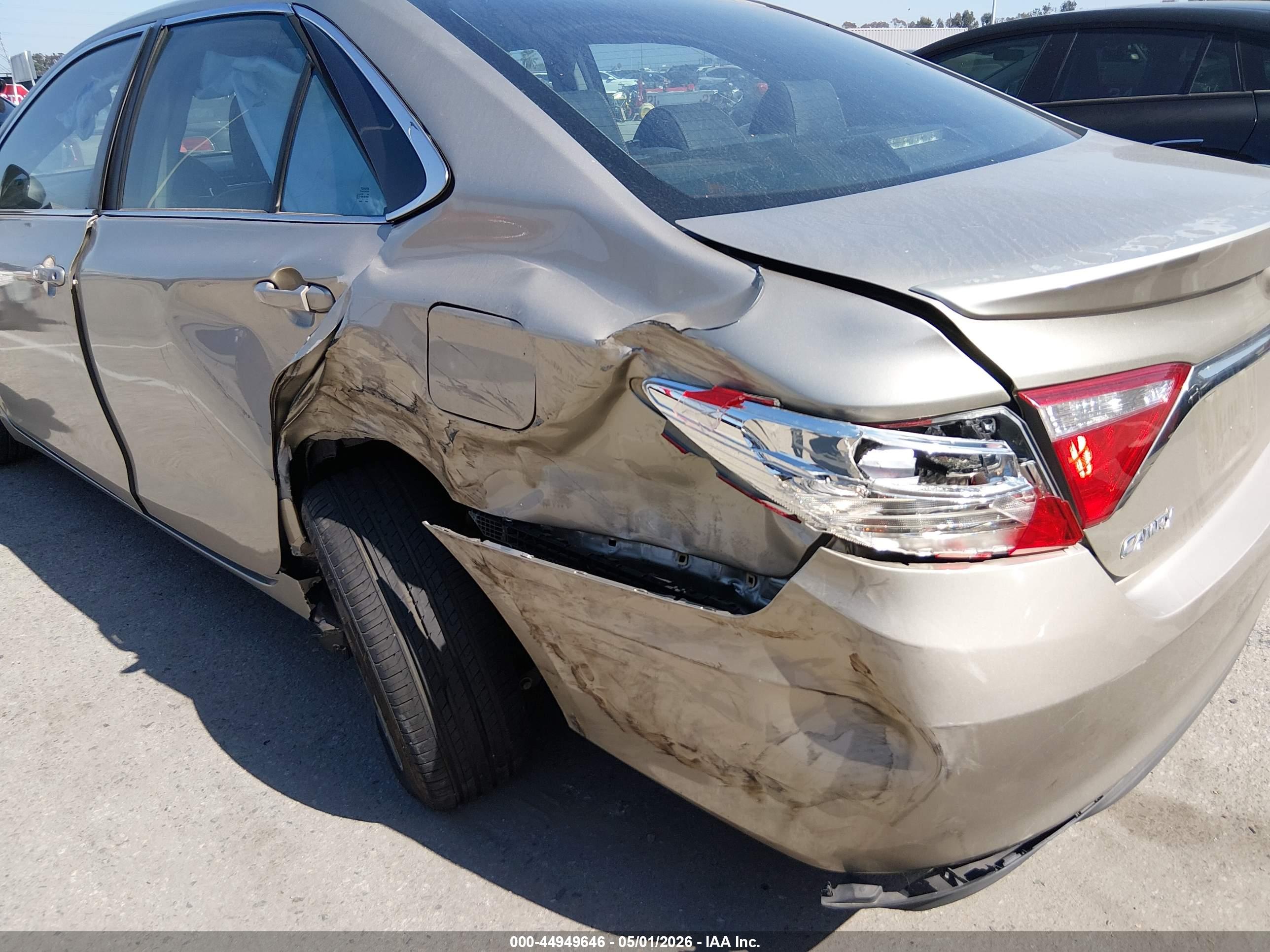 TOYOTA CAMRY image 6