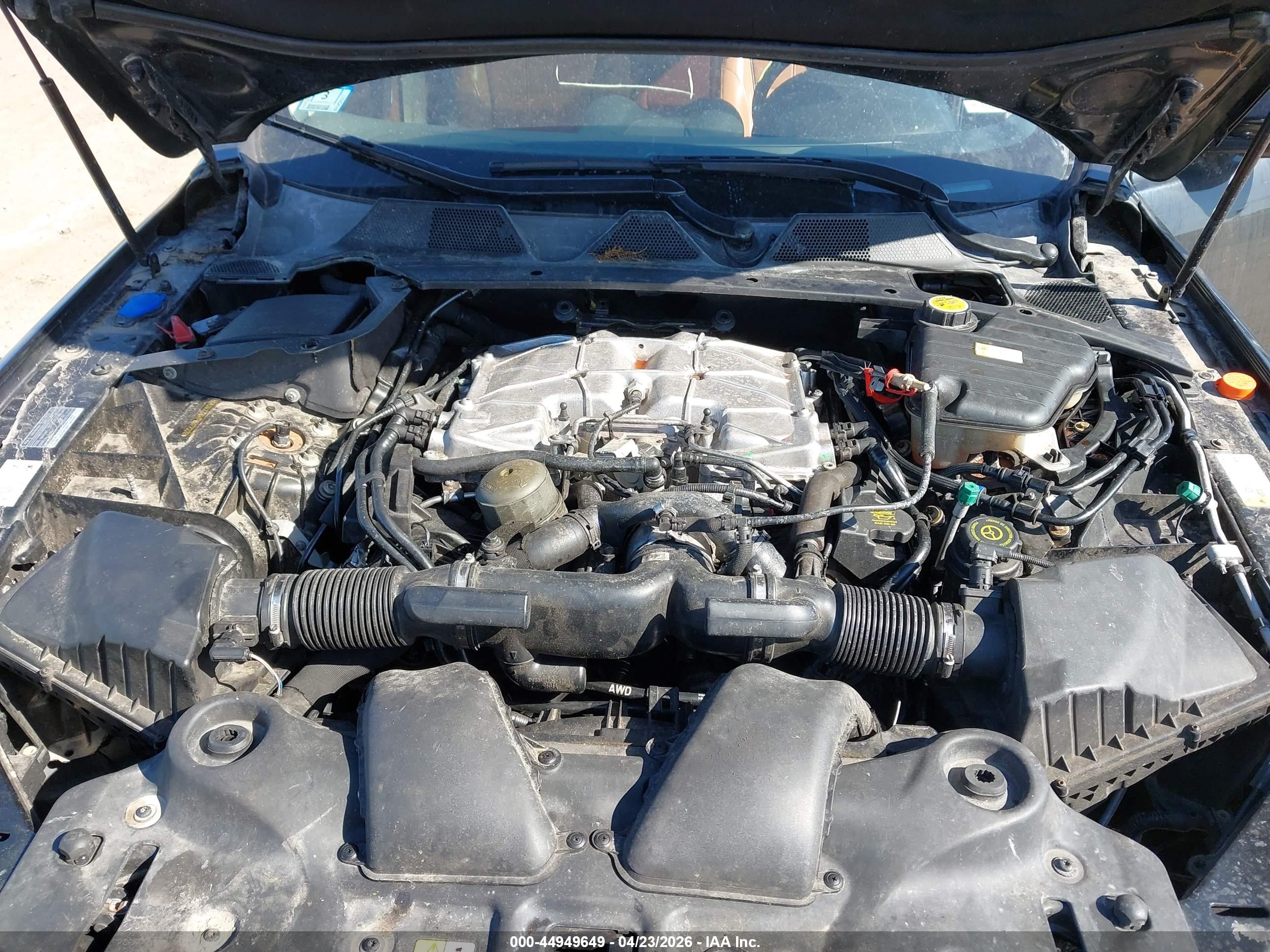 JAGUAR XJ image 10