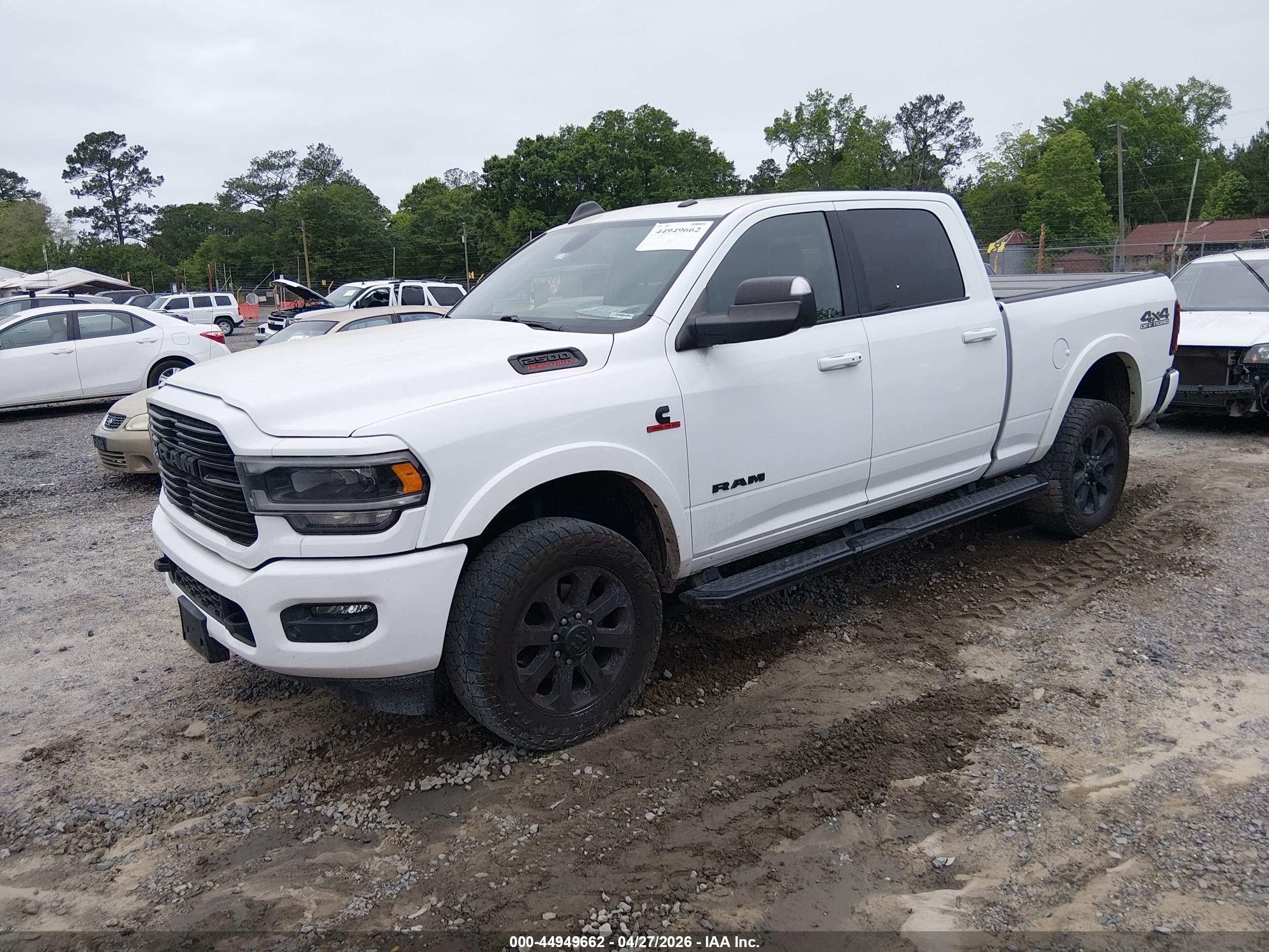RAM 2500 image 2