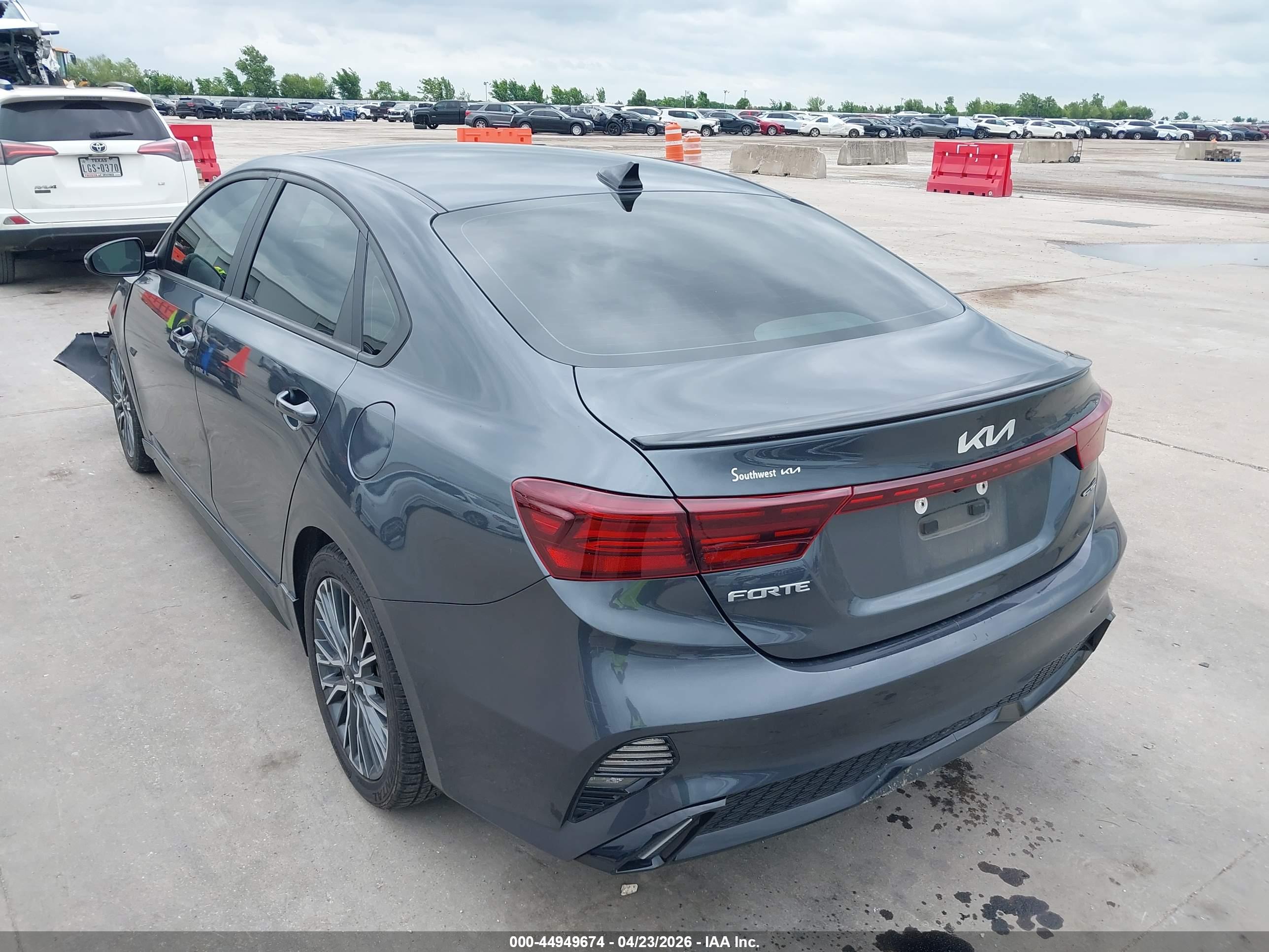 KIA FORTE image 3