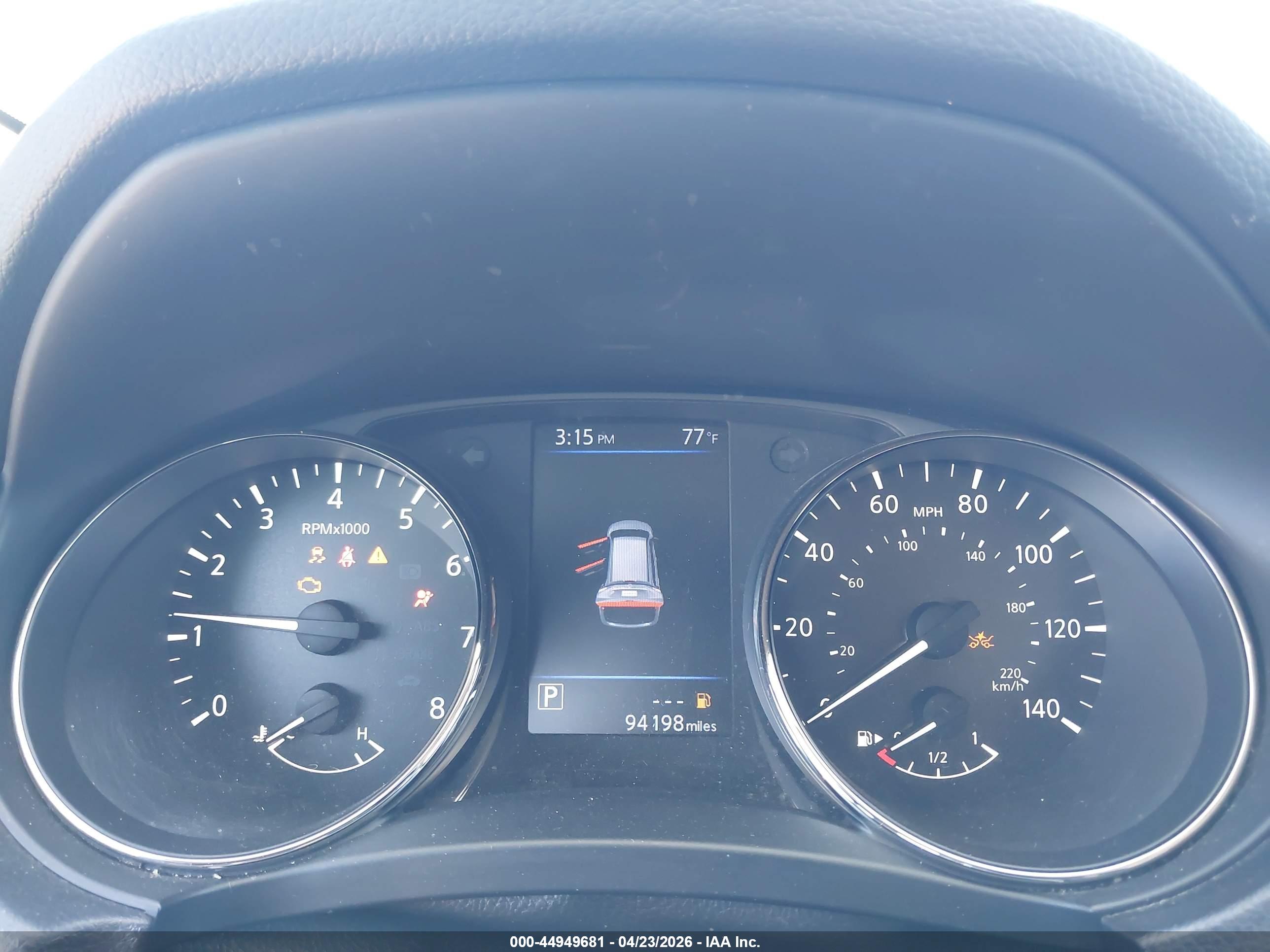 NISSAN ROGUE image 7