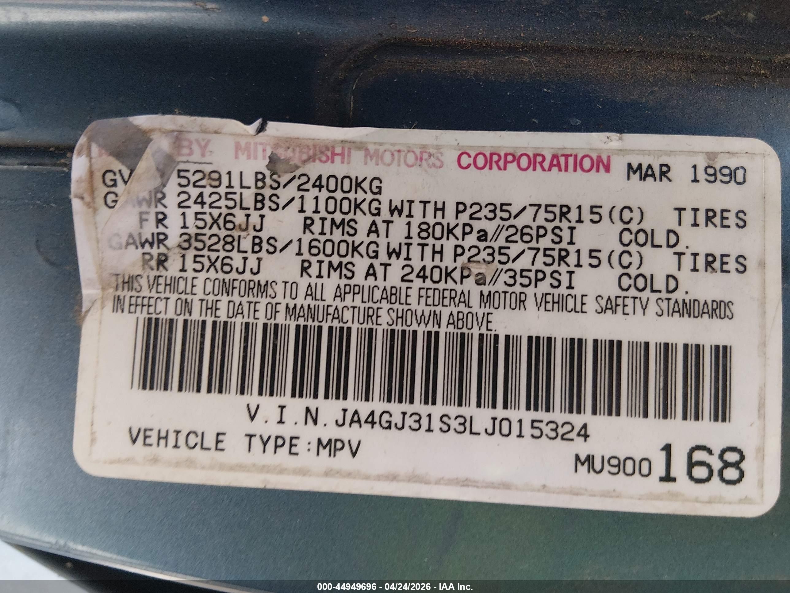 MITSUBISHI MONTERO image 9