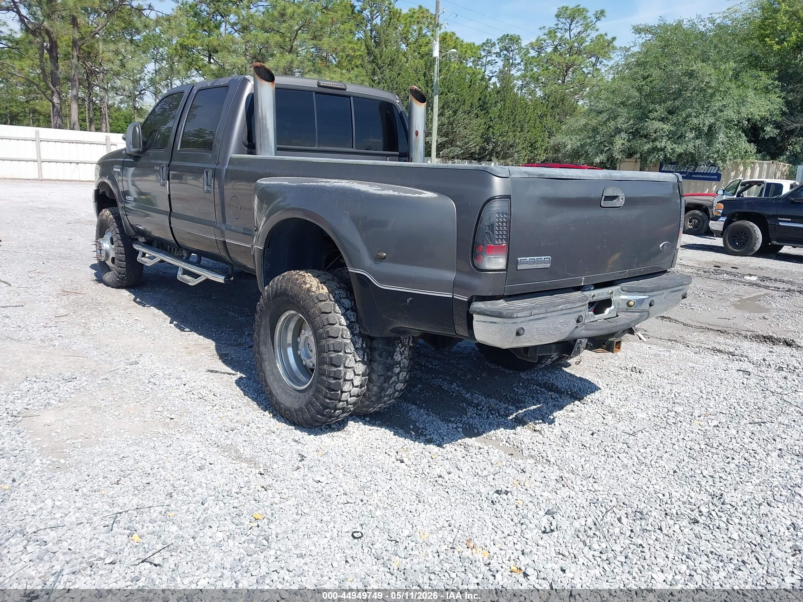 FORD F-350 image 3