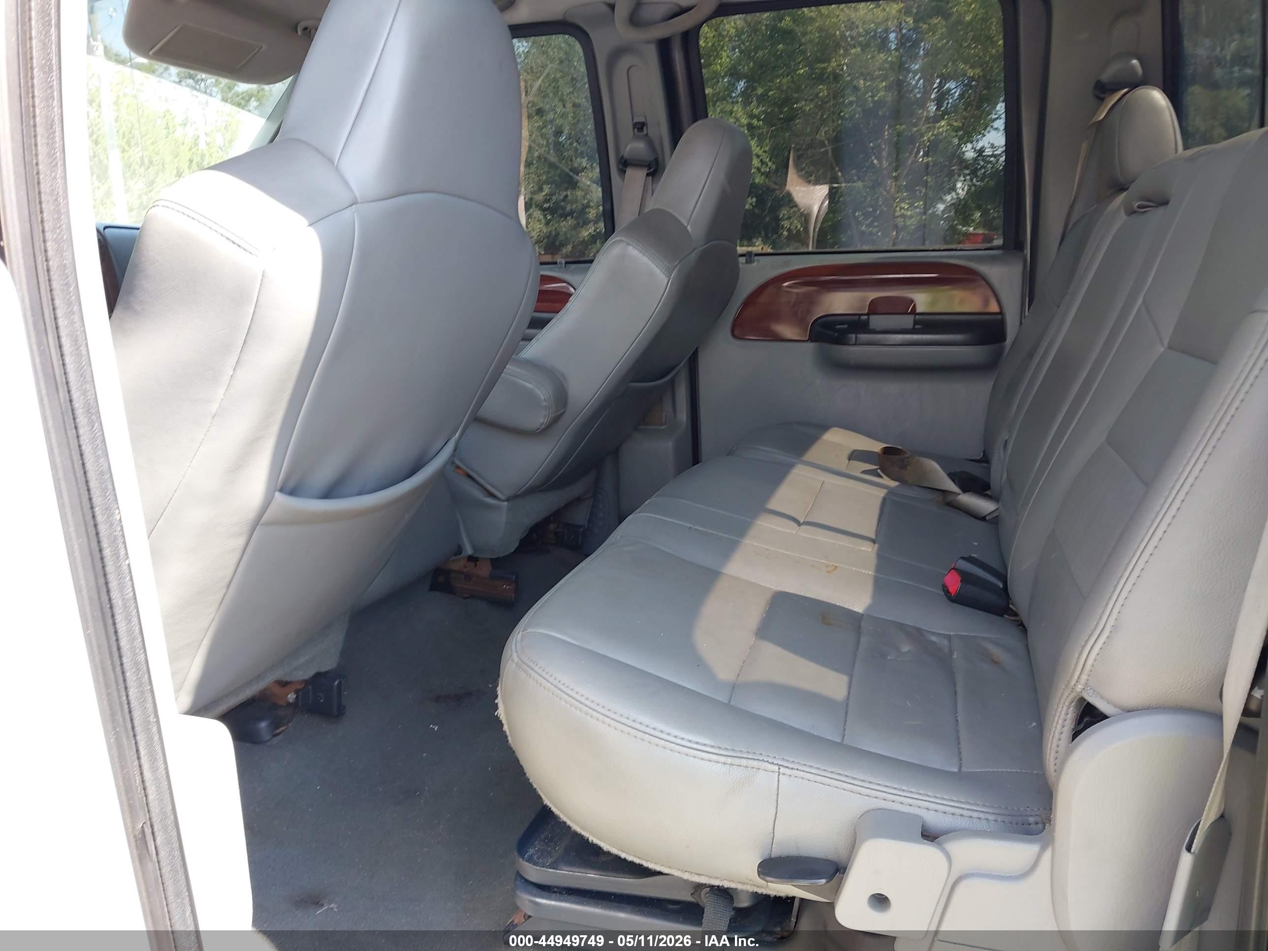 FORD F-350 image 8