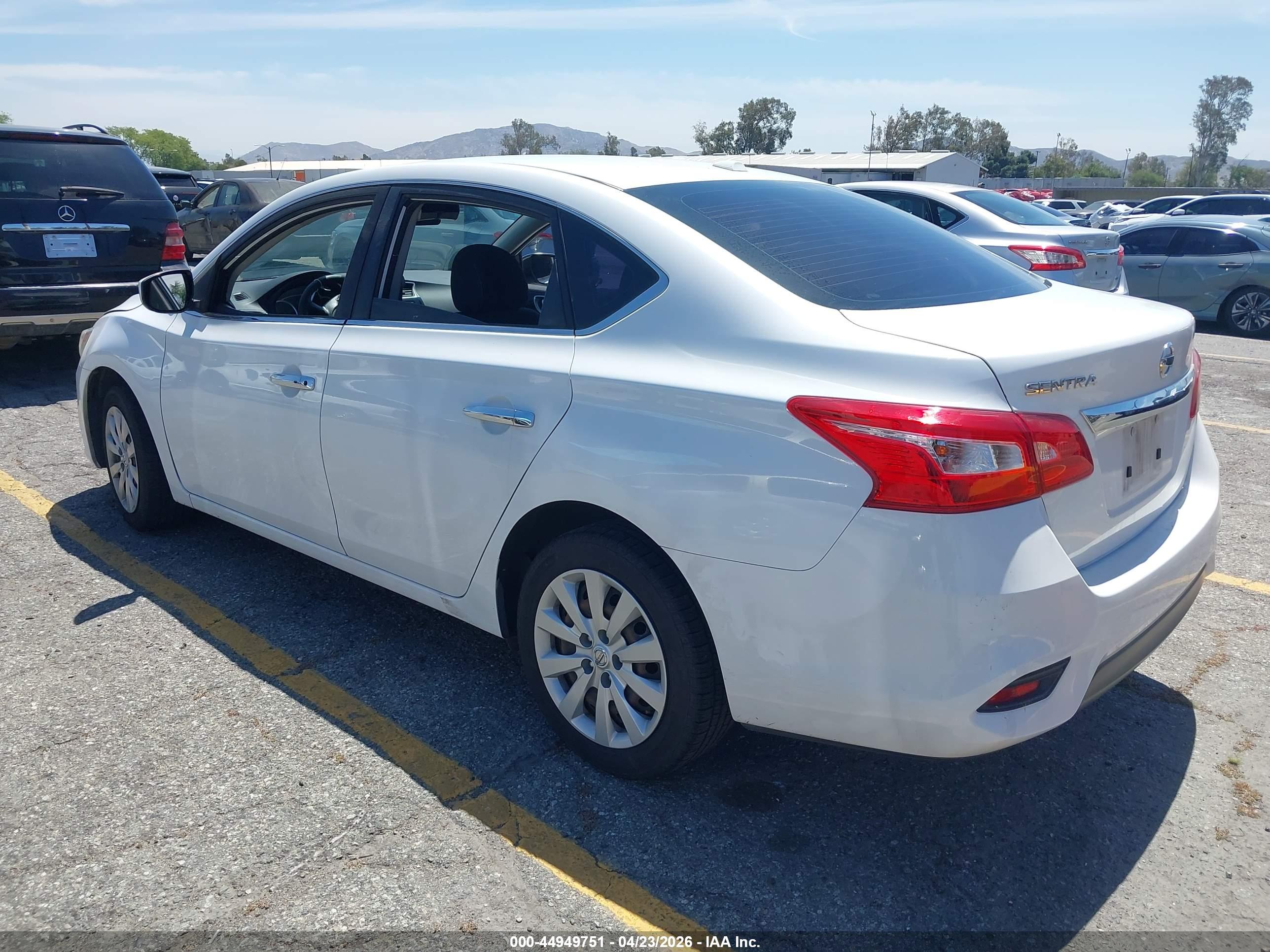 NISSAN SENTRA image 3