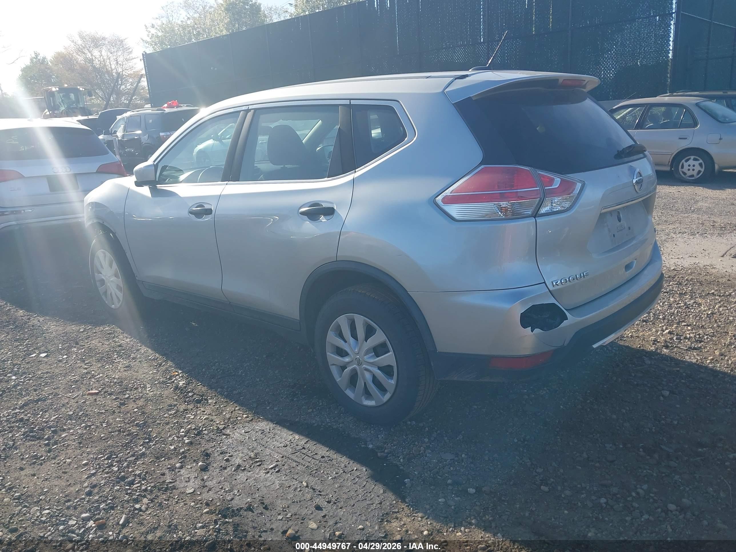 NISSAN ROGUE image 3