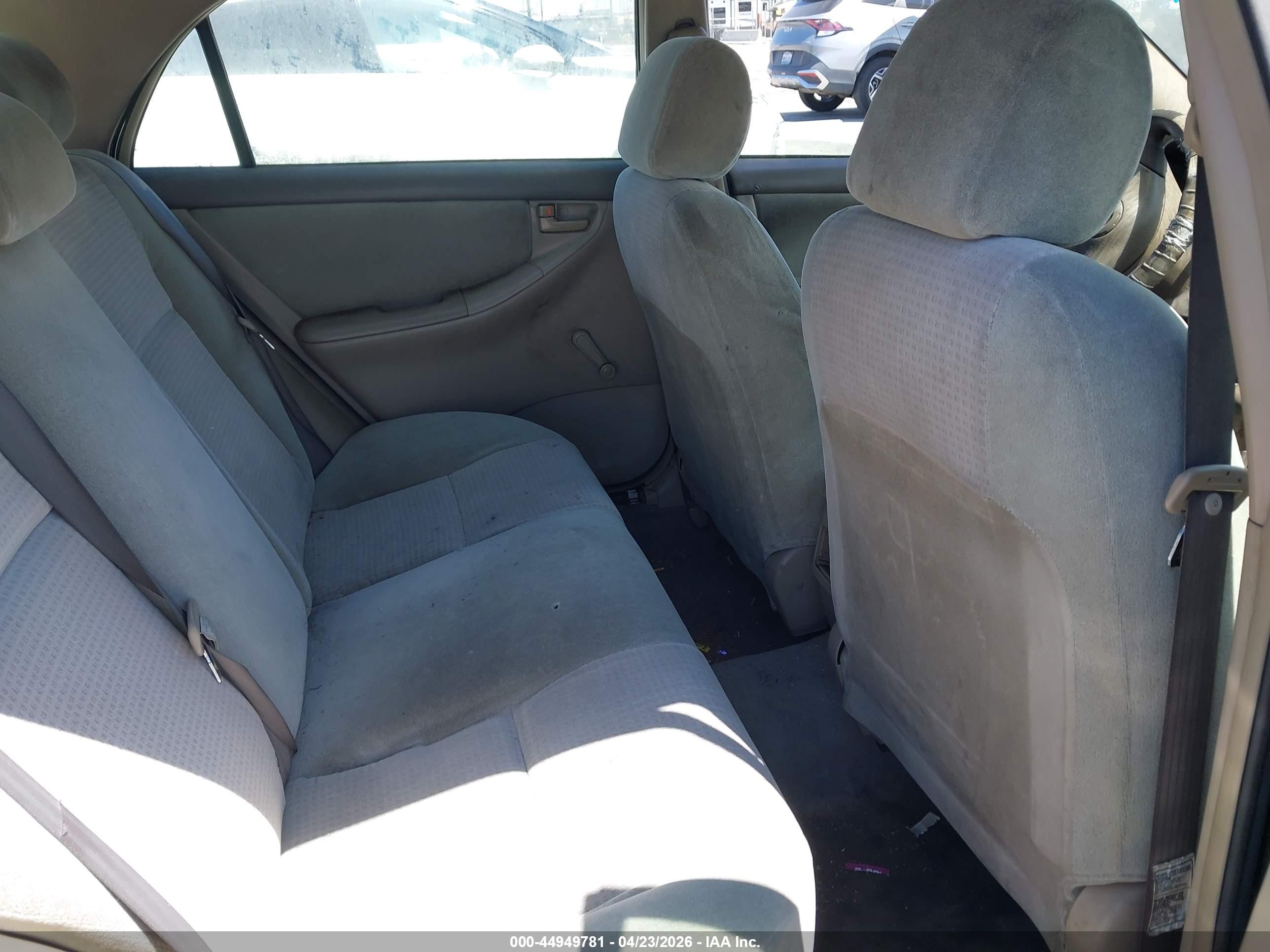 TOYOTA COROLLA image 8