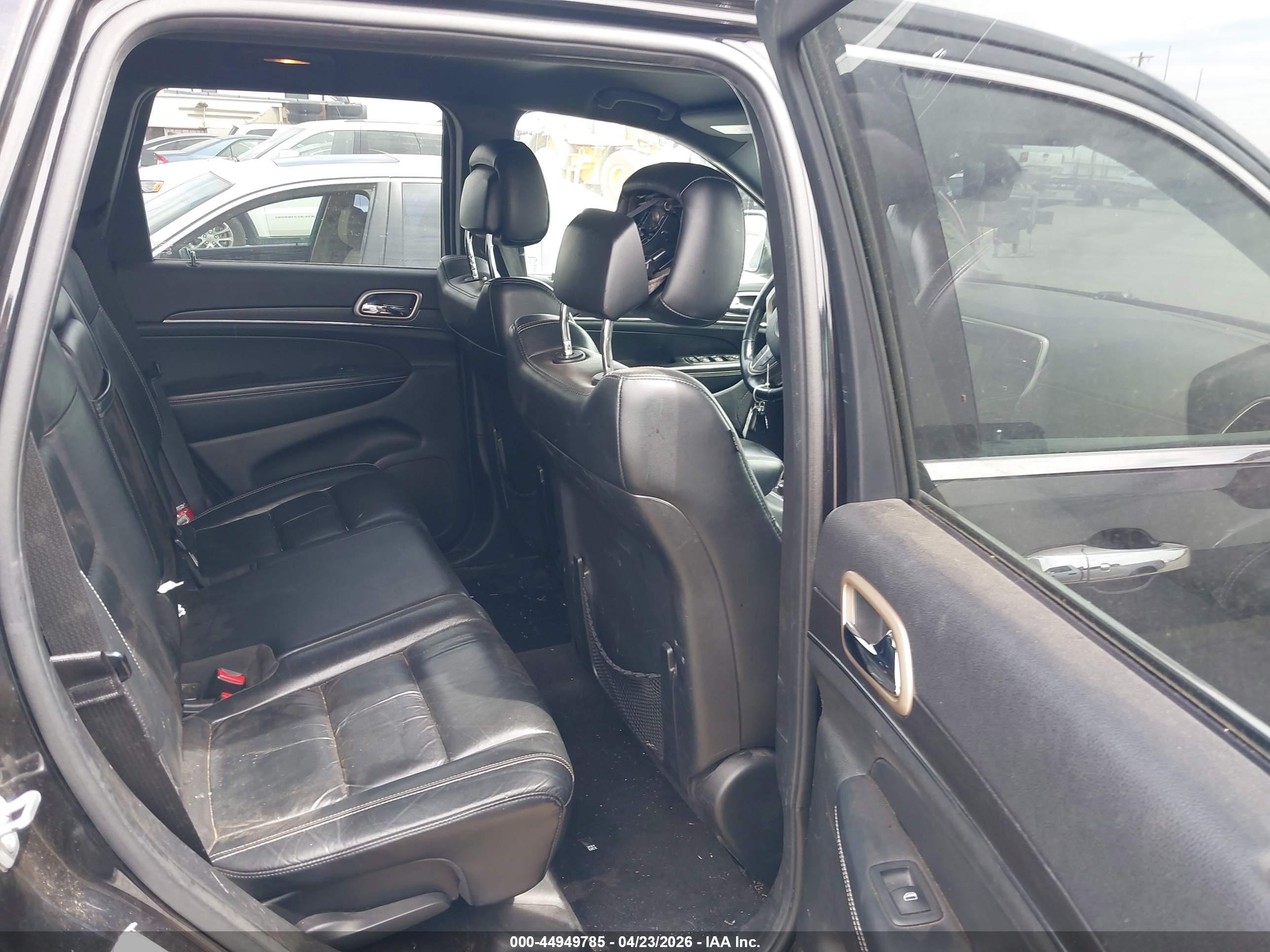 JEEP GRAND image 8