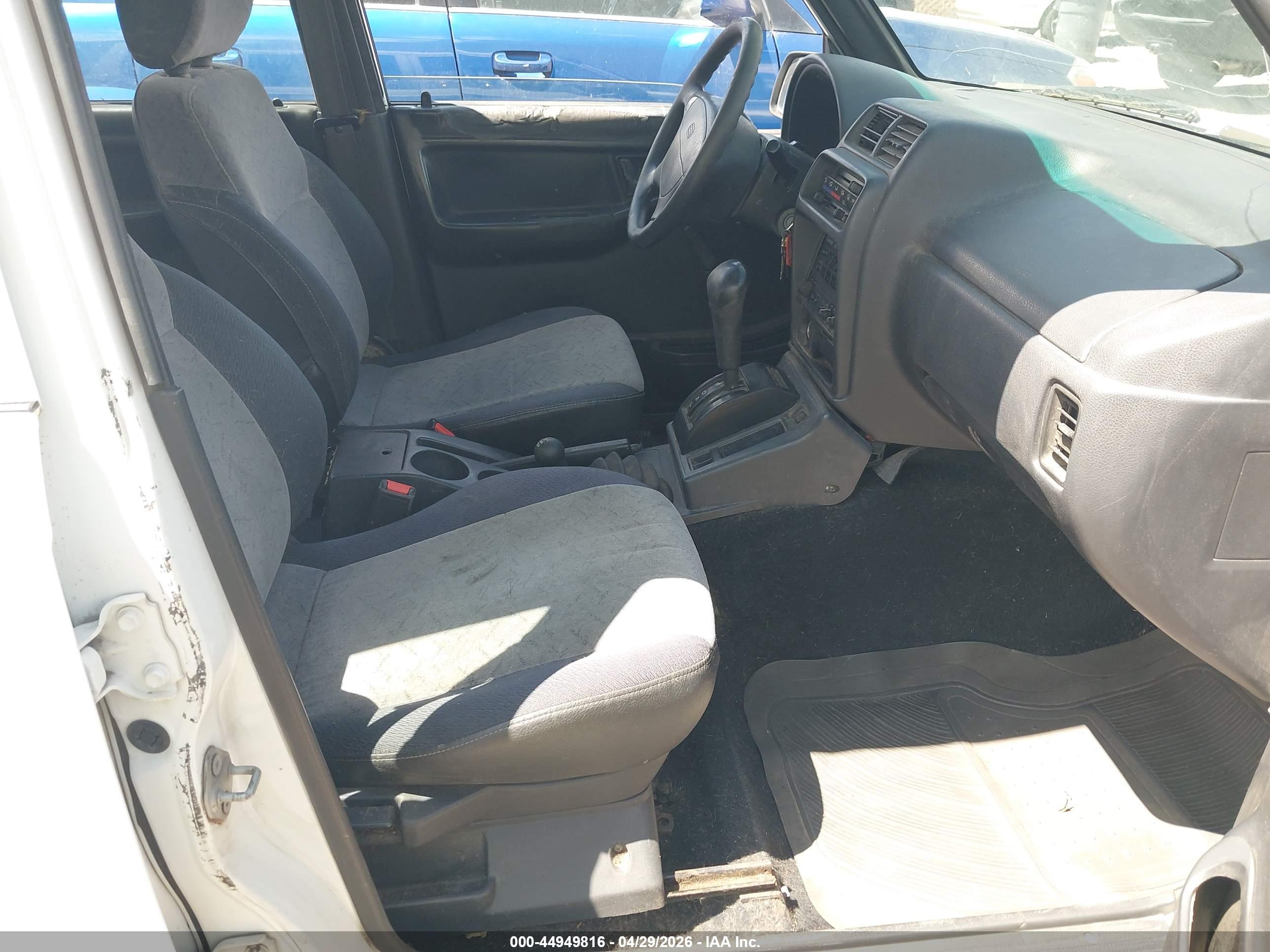 GEO TRACKER image 5