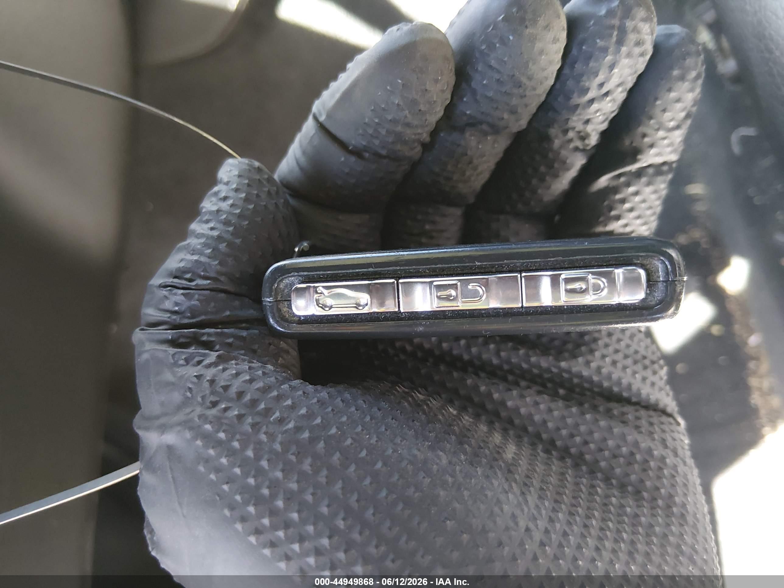 VOLVO XC90 image 11