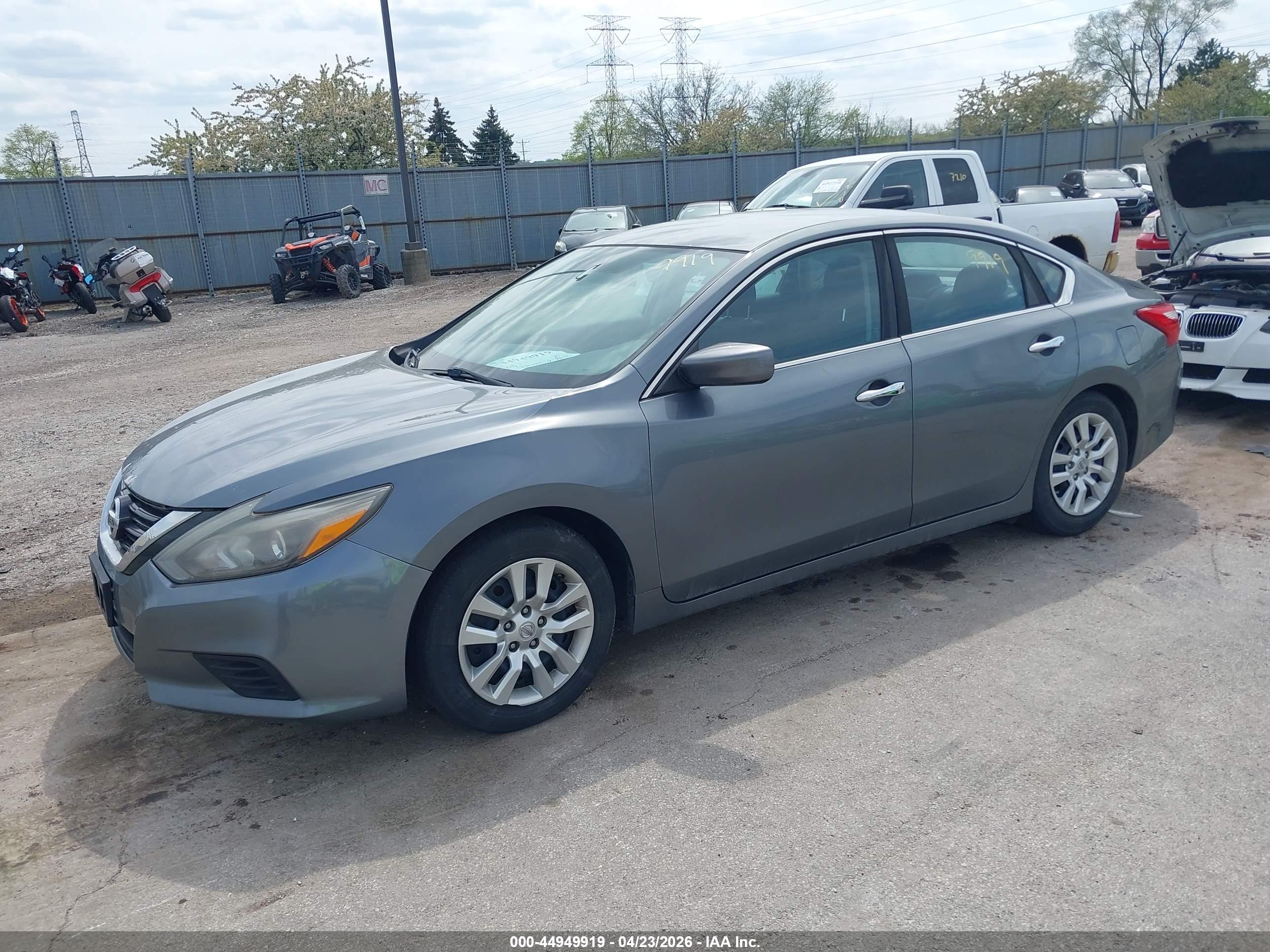 NISSAN ALTIMA image 2