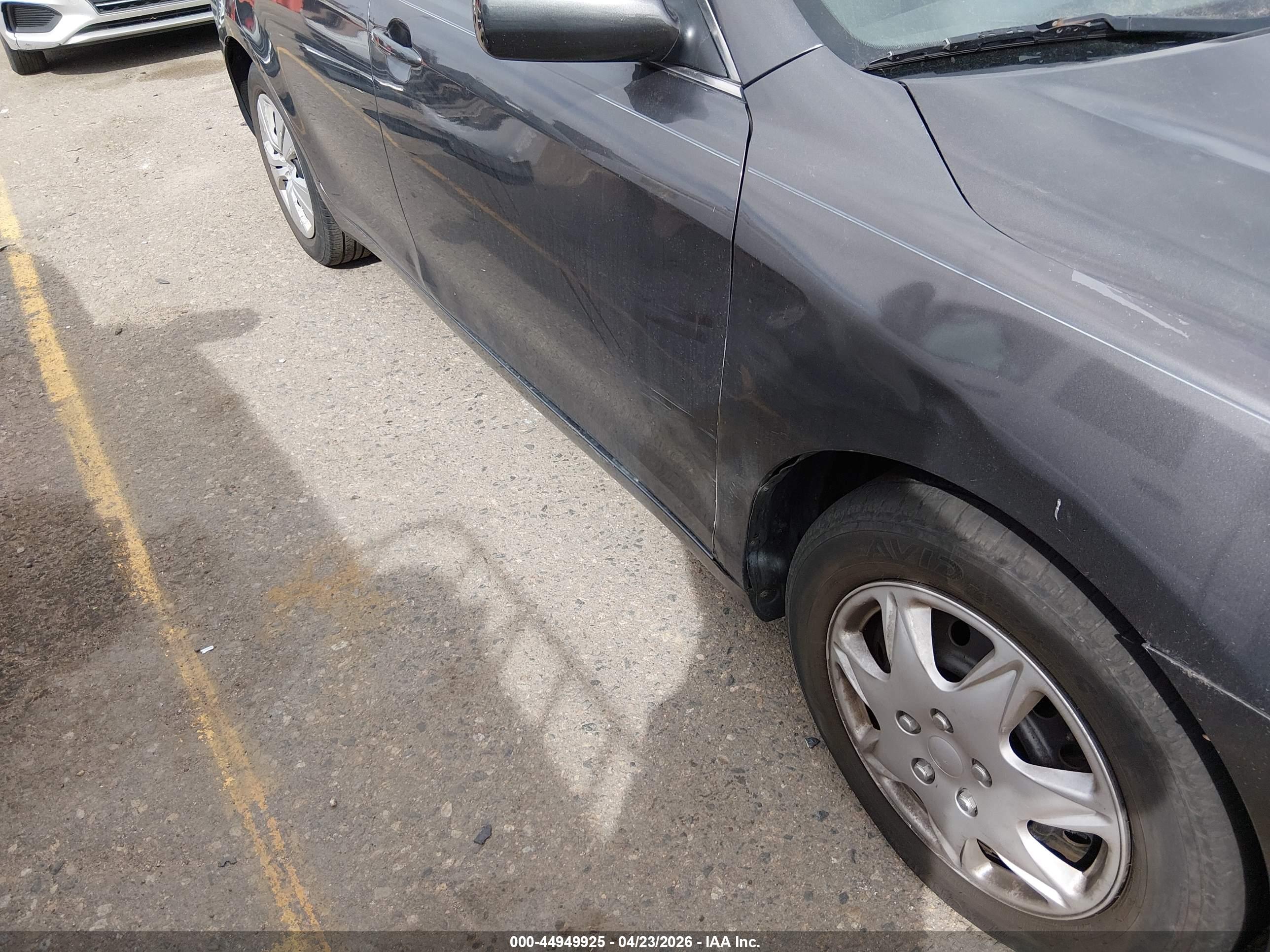 TOYOTA CAMRY image 6