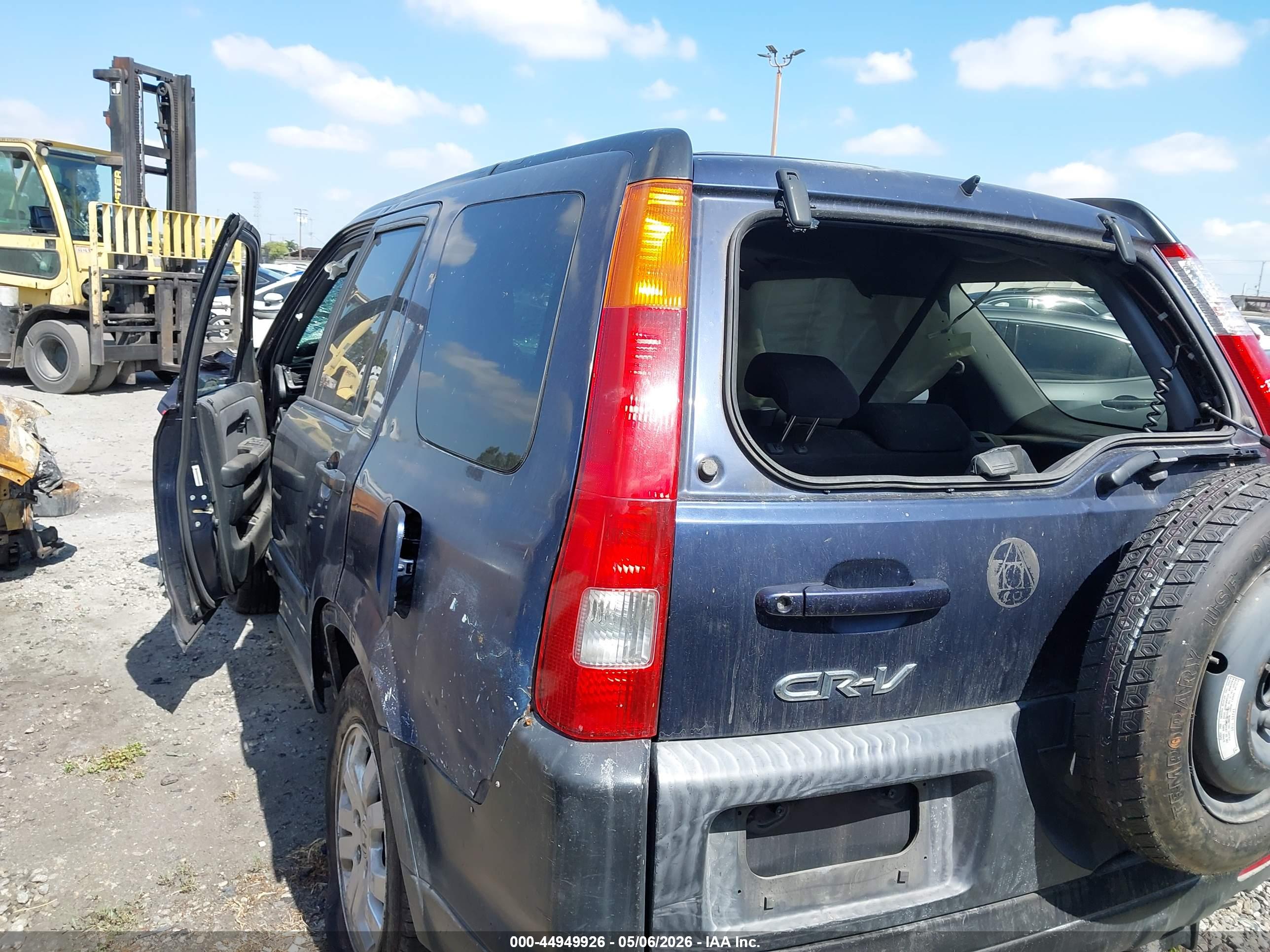 HONDA CR-V image 3