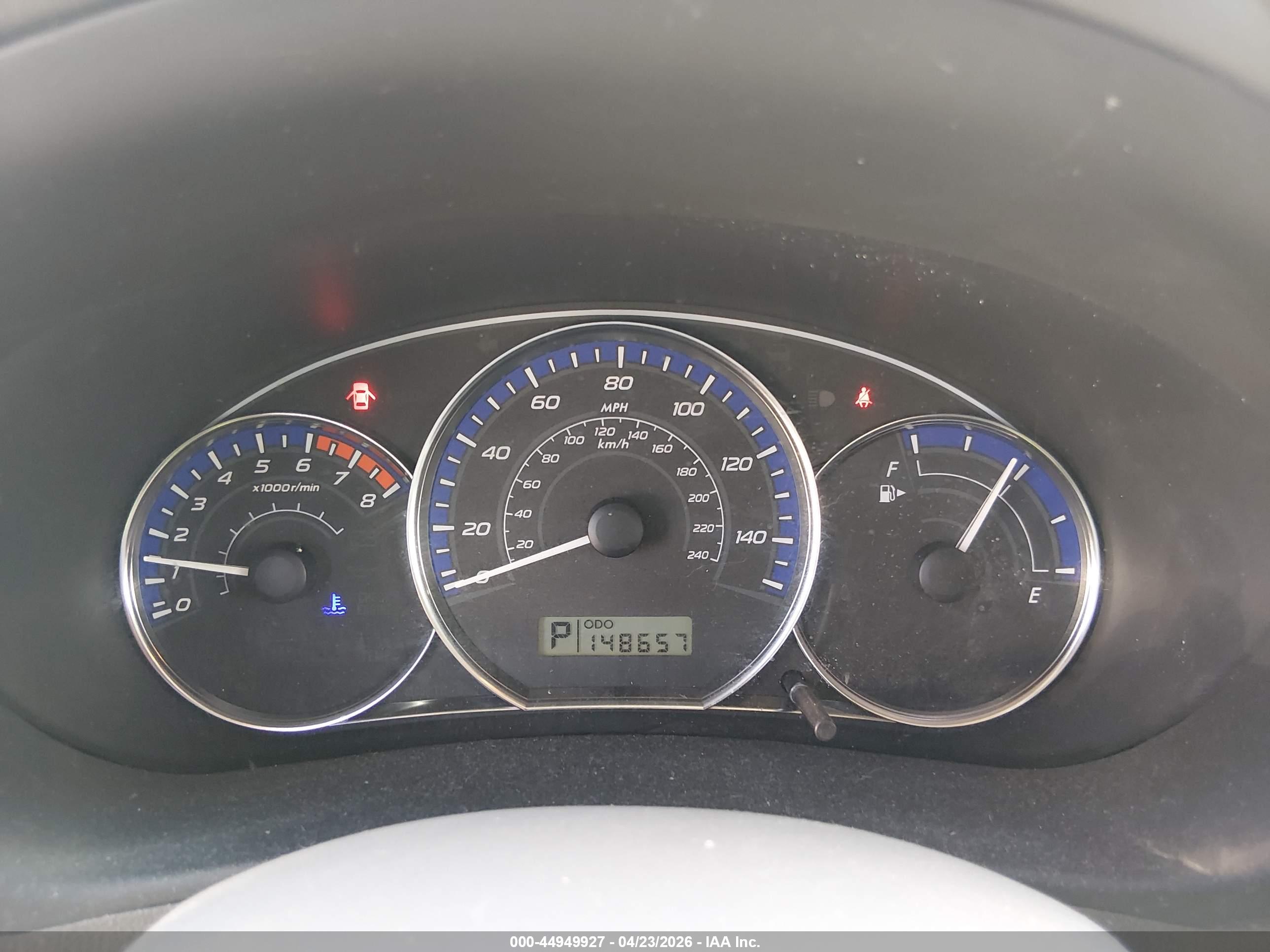 SUBARU FORESTER image 7