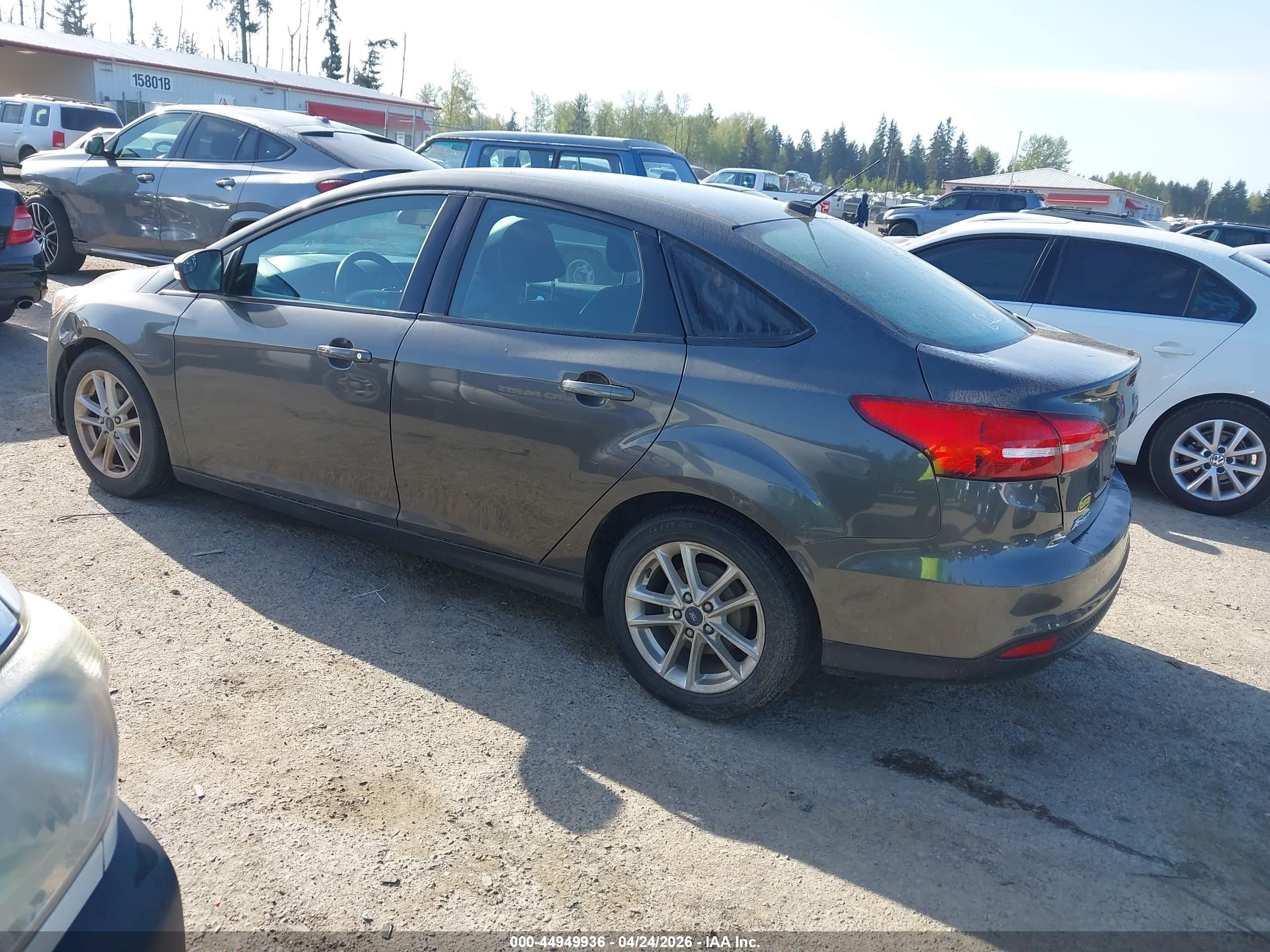 FORD FOCUS image 3