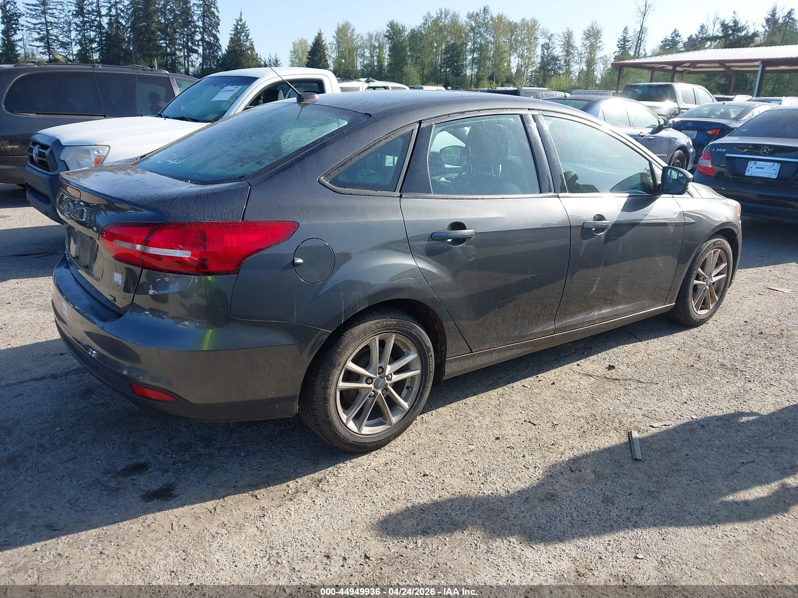 FORD FOCUS image 4