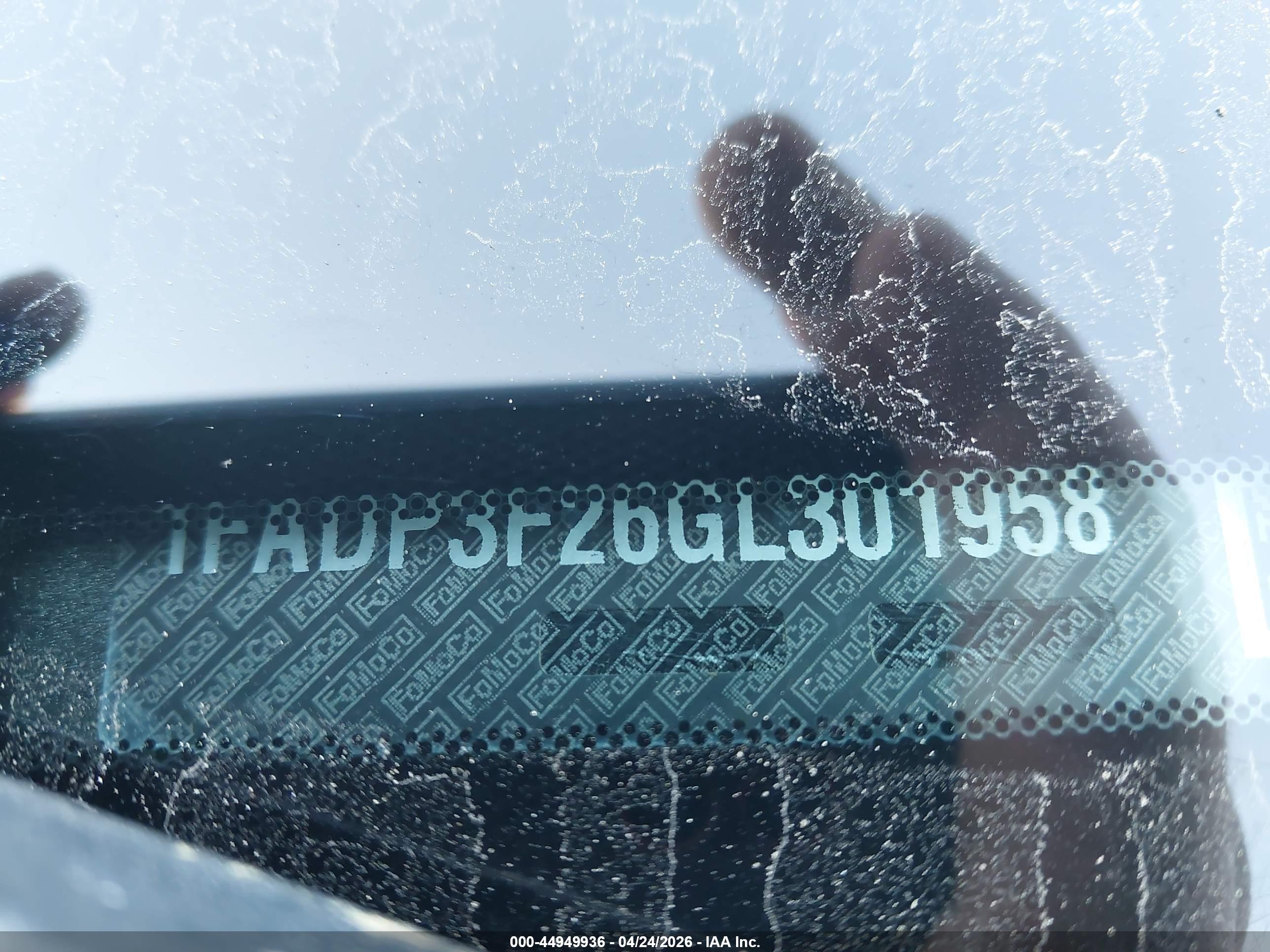 FORD FOCUS image 9