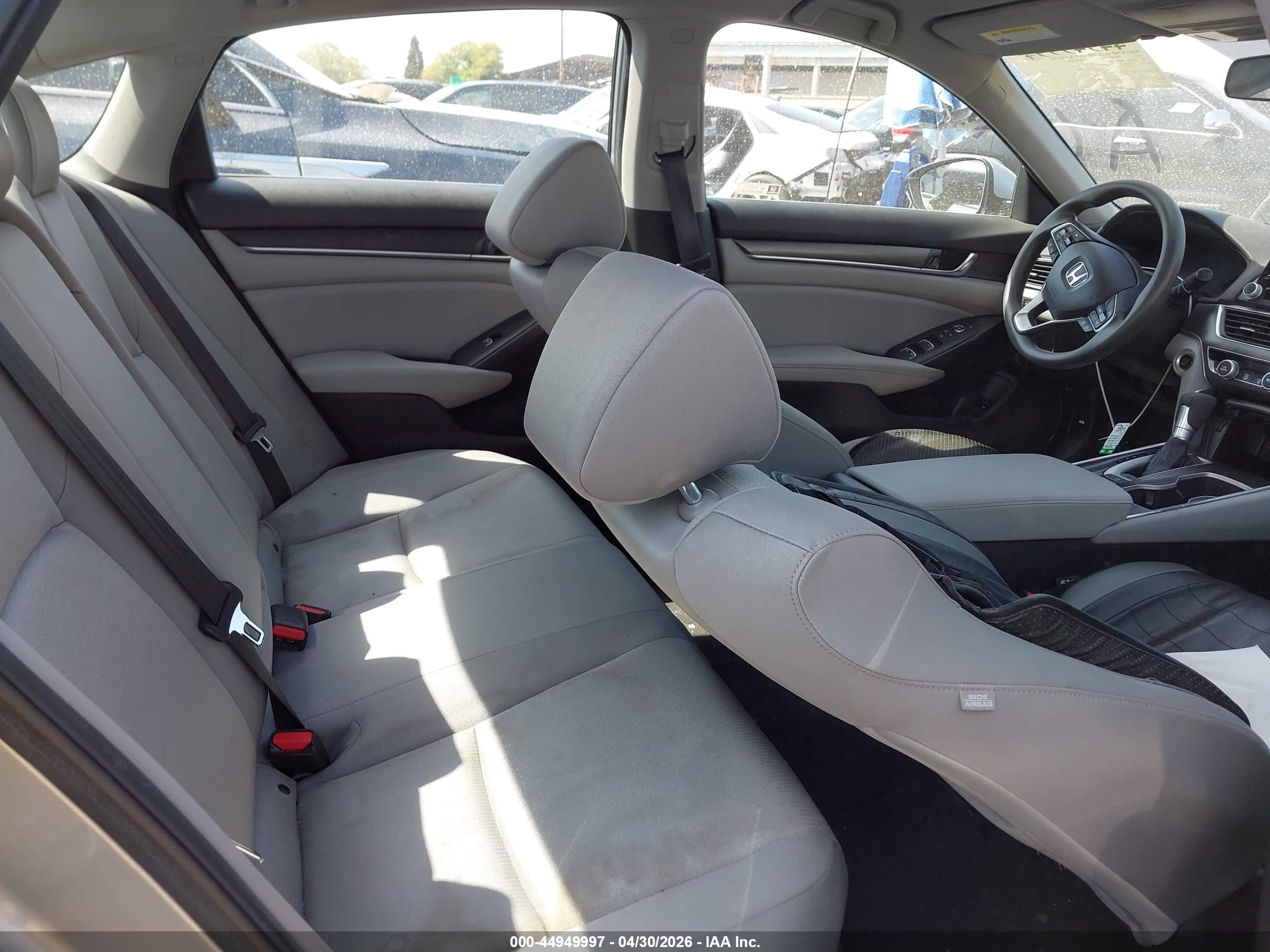 HONDA ACCORD image 8