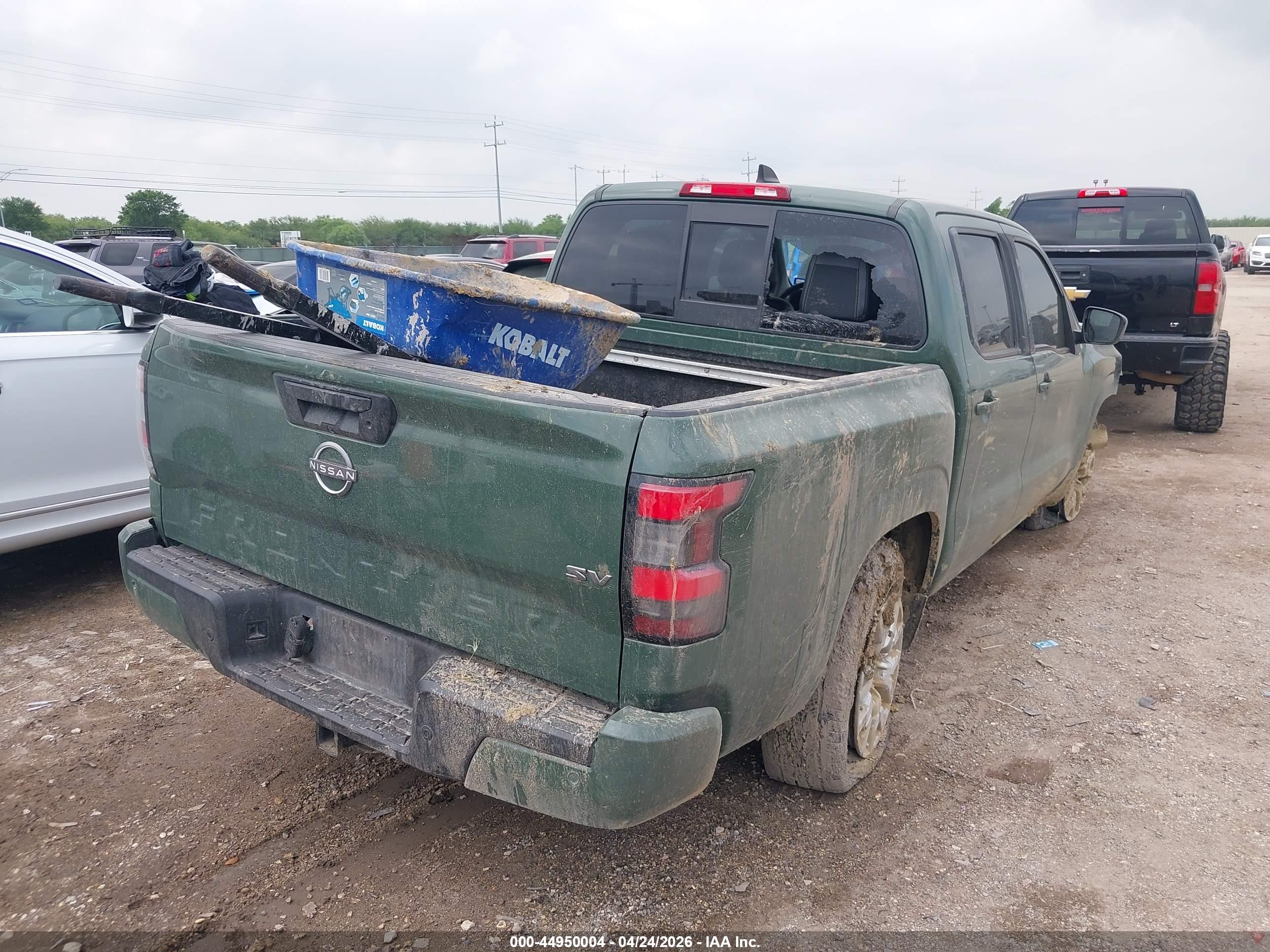 NISSAN FRONTIER image 4