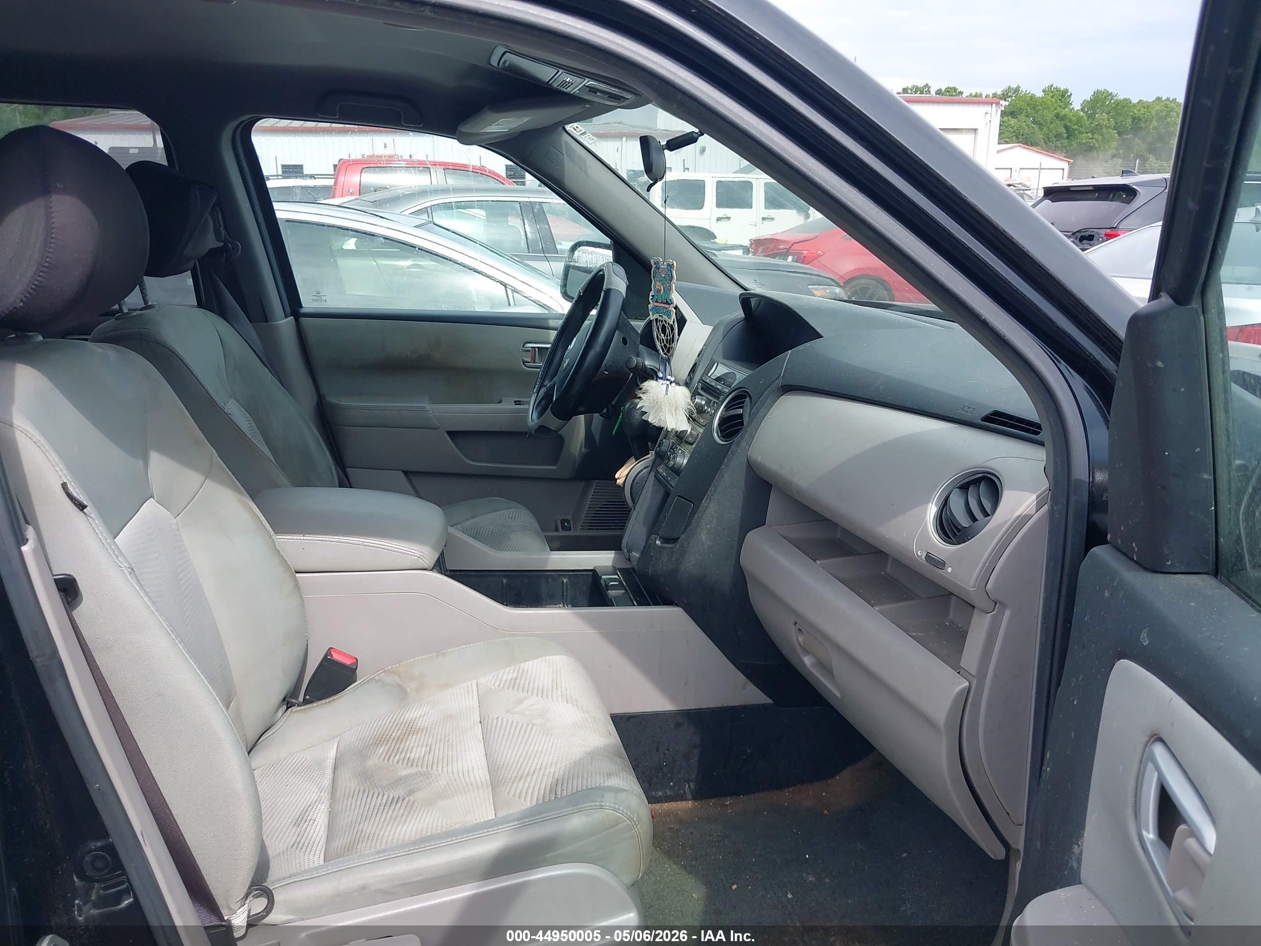 HONDA PILOT image 5